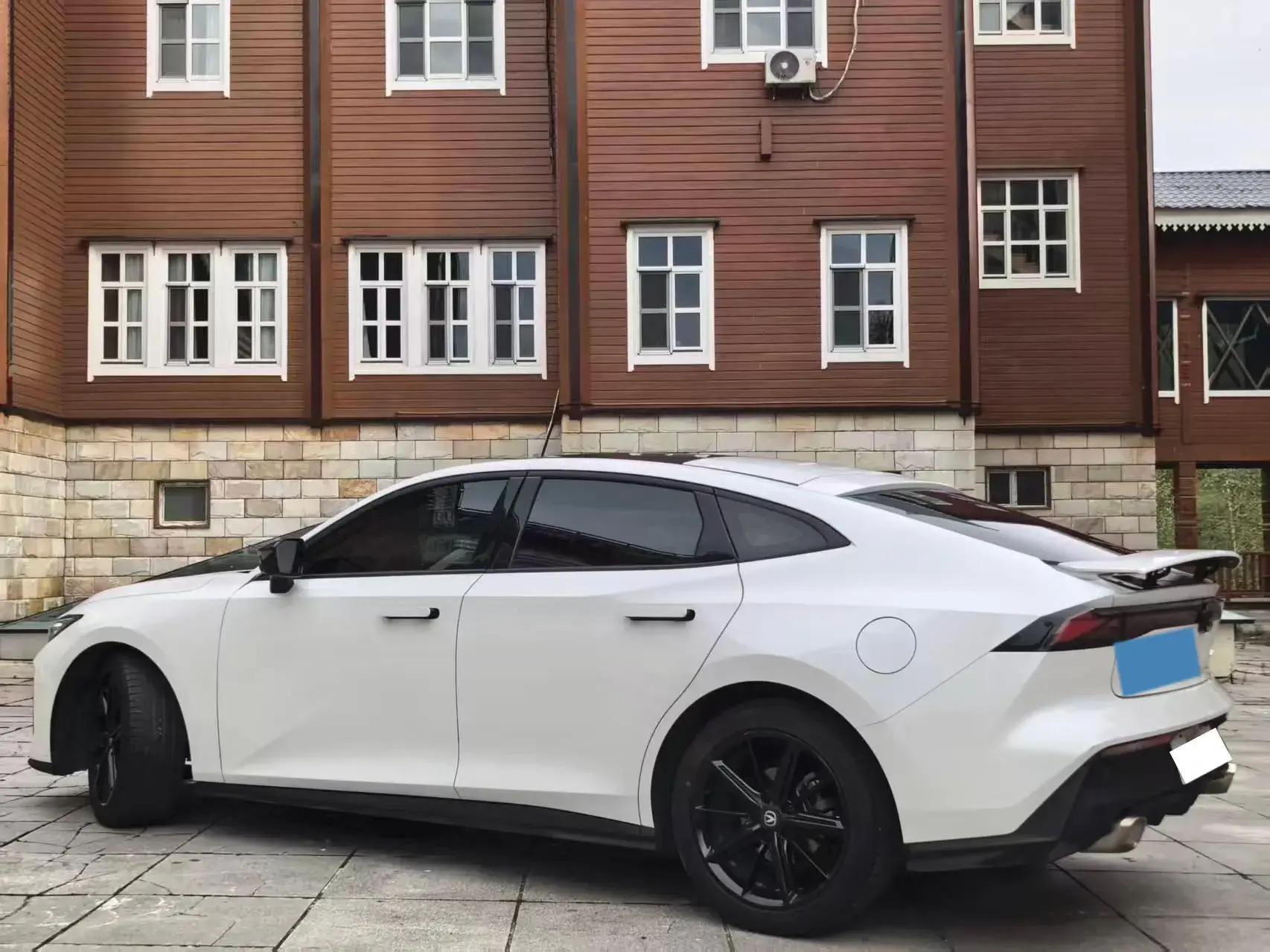 2022 CHANGAN UNI-V thumbnail 2