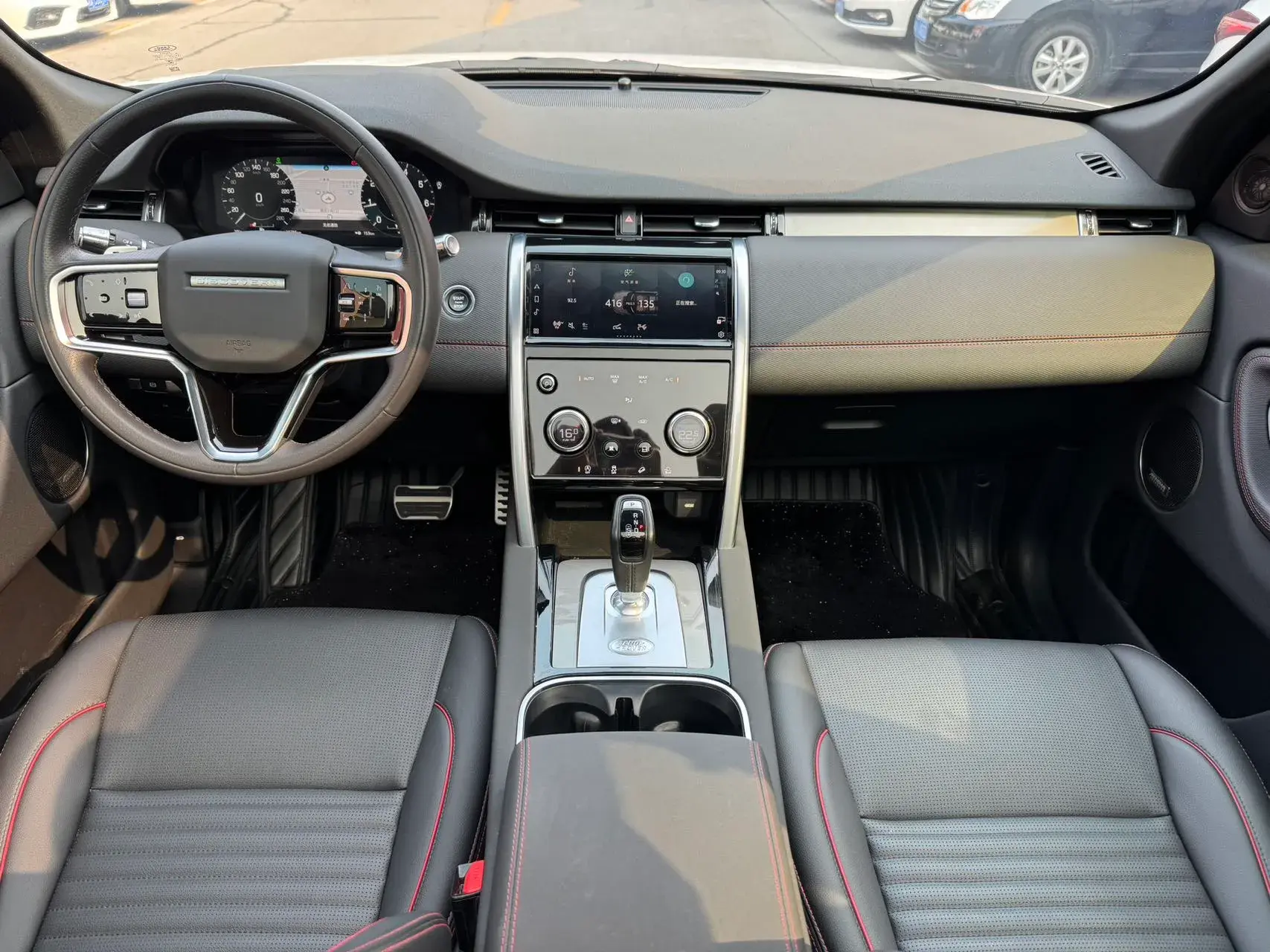 2022 LAND ROVER thumbnail 4