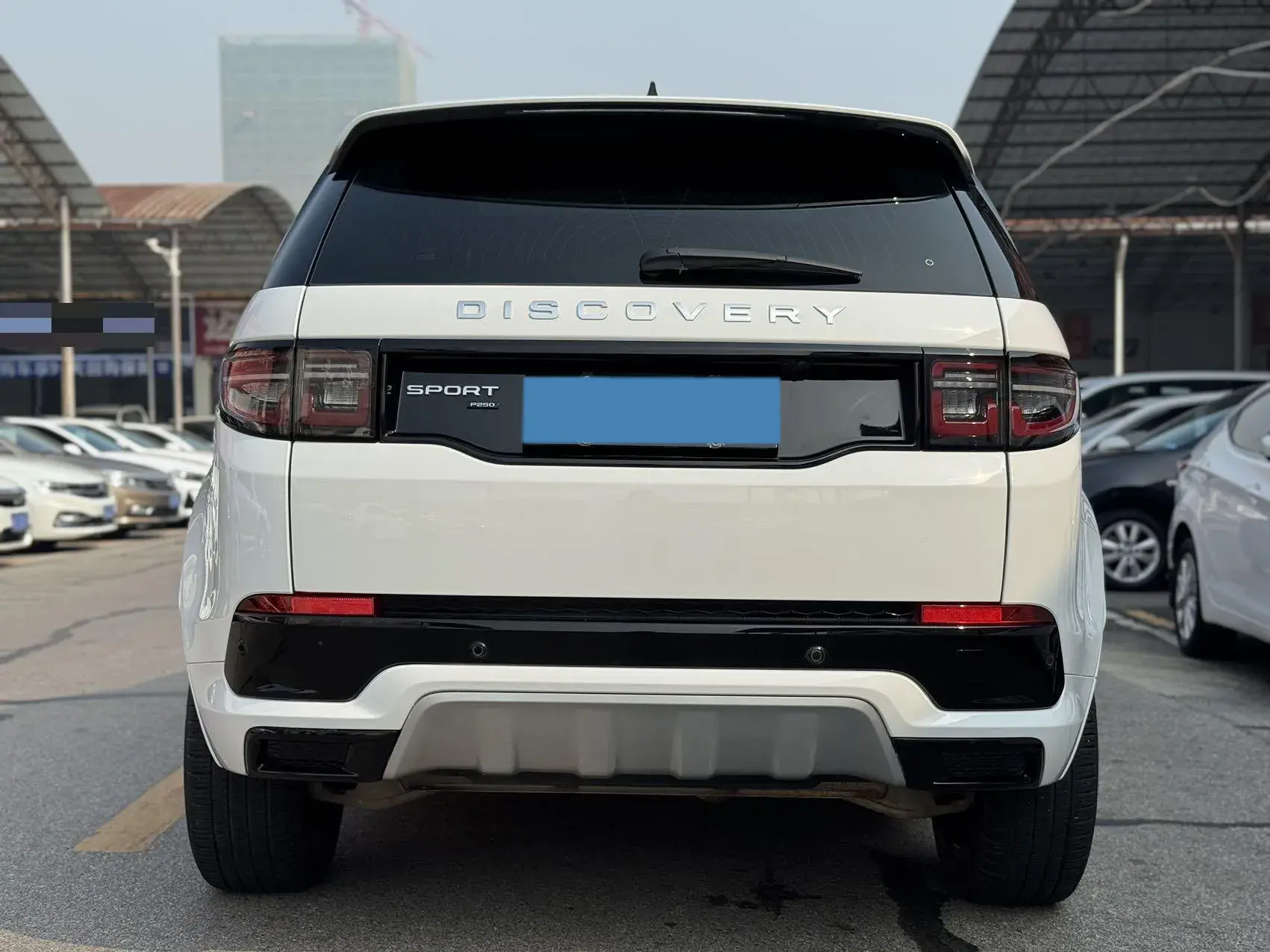 2022 LAND ROVER thumbnail 3