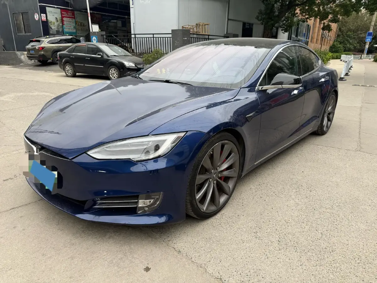 2017 Tesla Model S BEV 75KWH