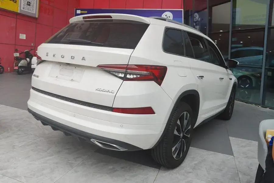 2023 SKODA KODIAK thumbnail 2
