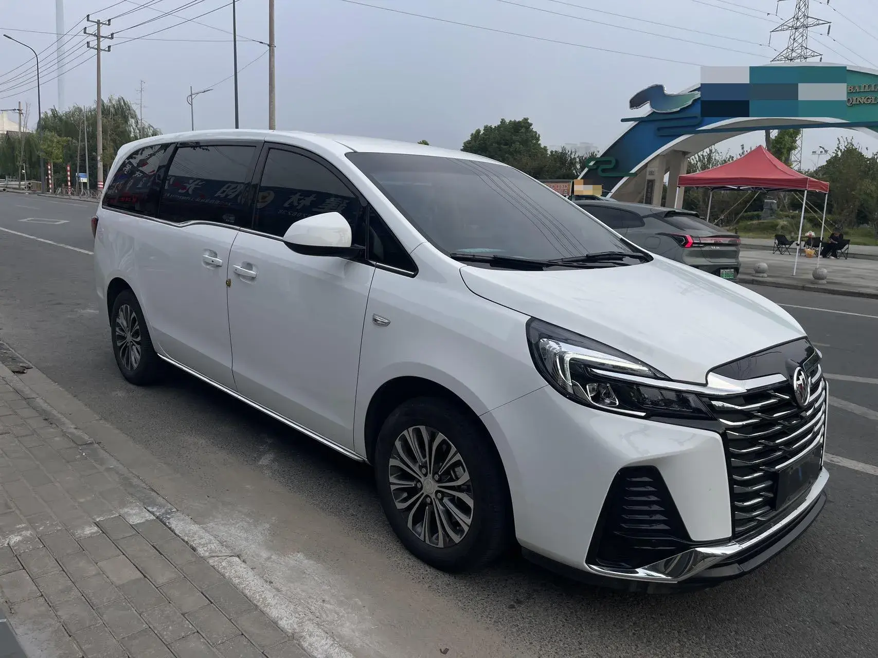 2023 BUICK GL8 thumbnail 3