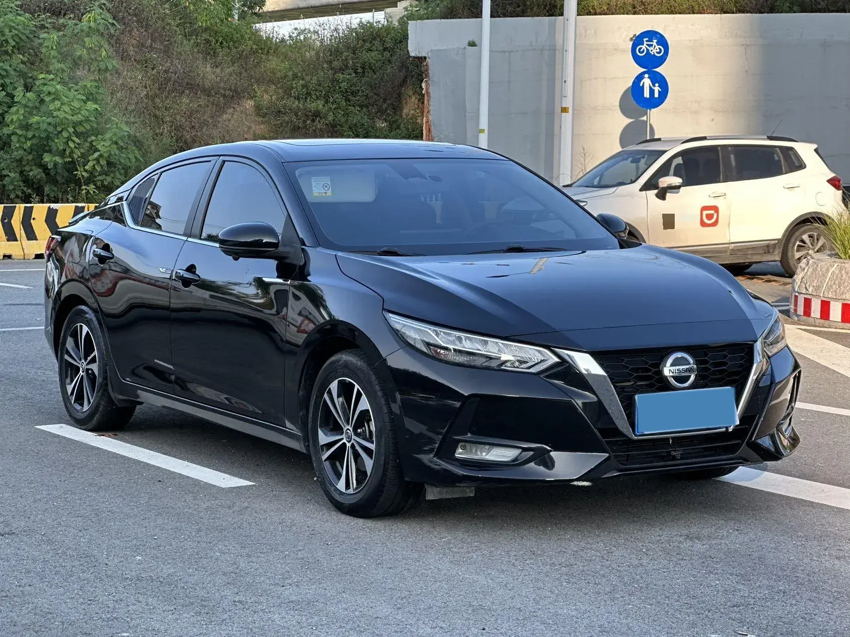 2022 NISSAN SYLPHY thumbnail 2