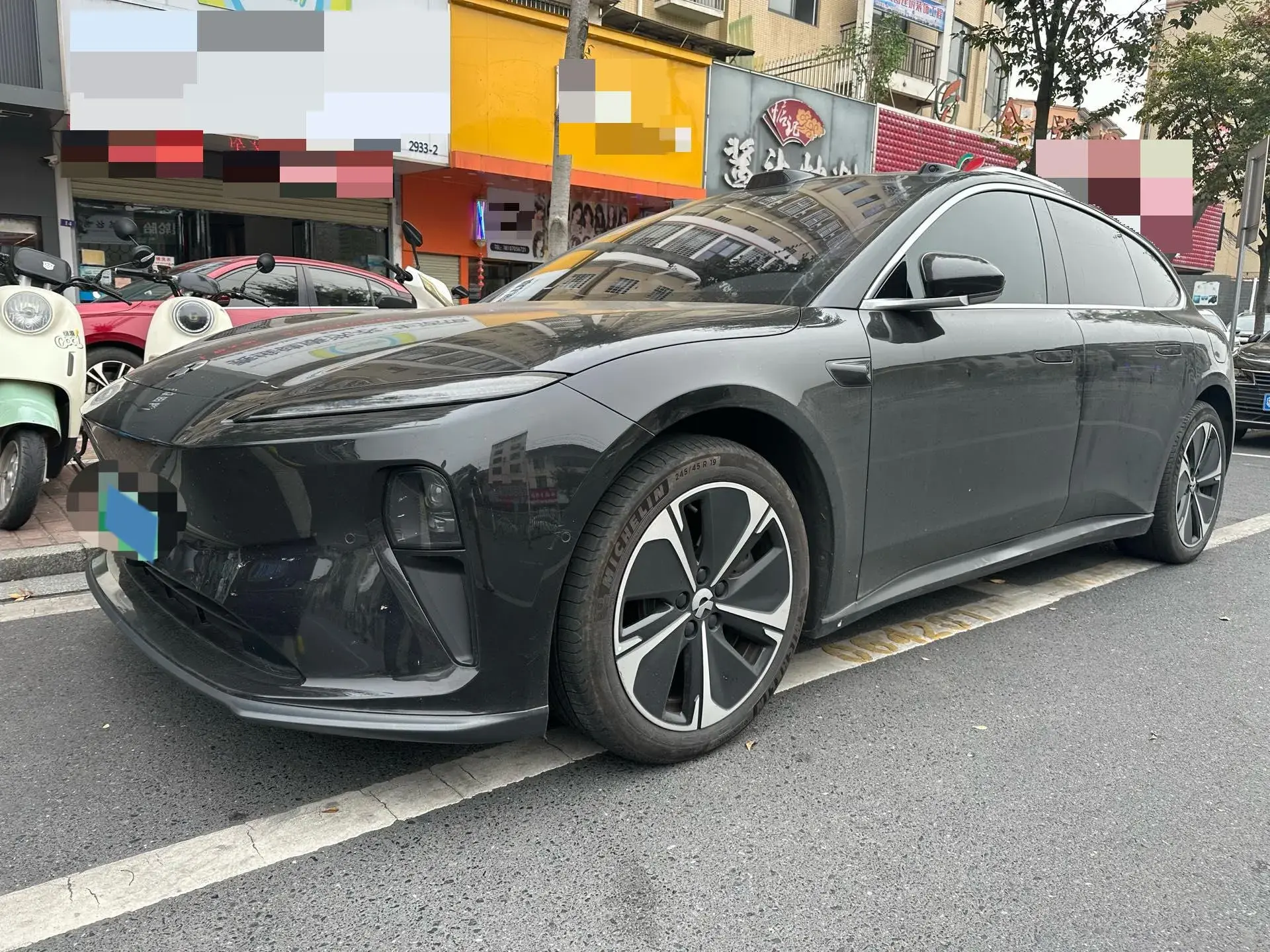 2023 NIO ET5T view 1