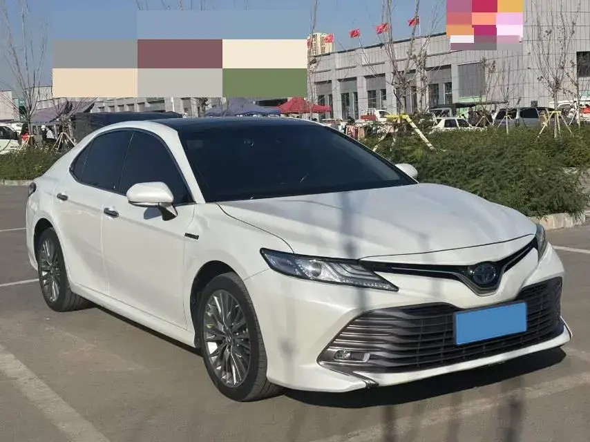 2019 TOYOTA CAMRY thumbnail 3