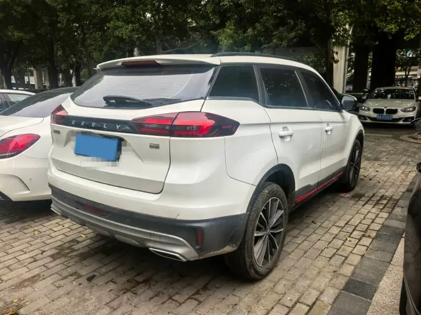 2021 GEELY AZKARRA thumbnail 4