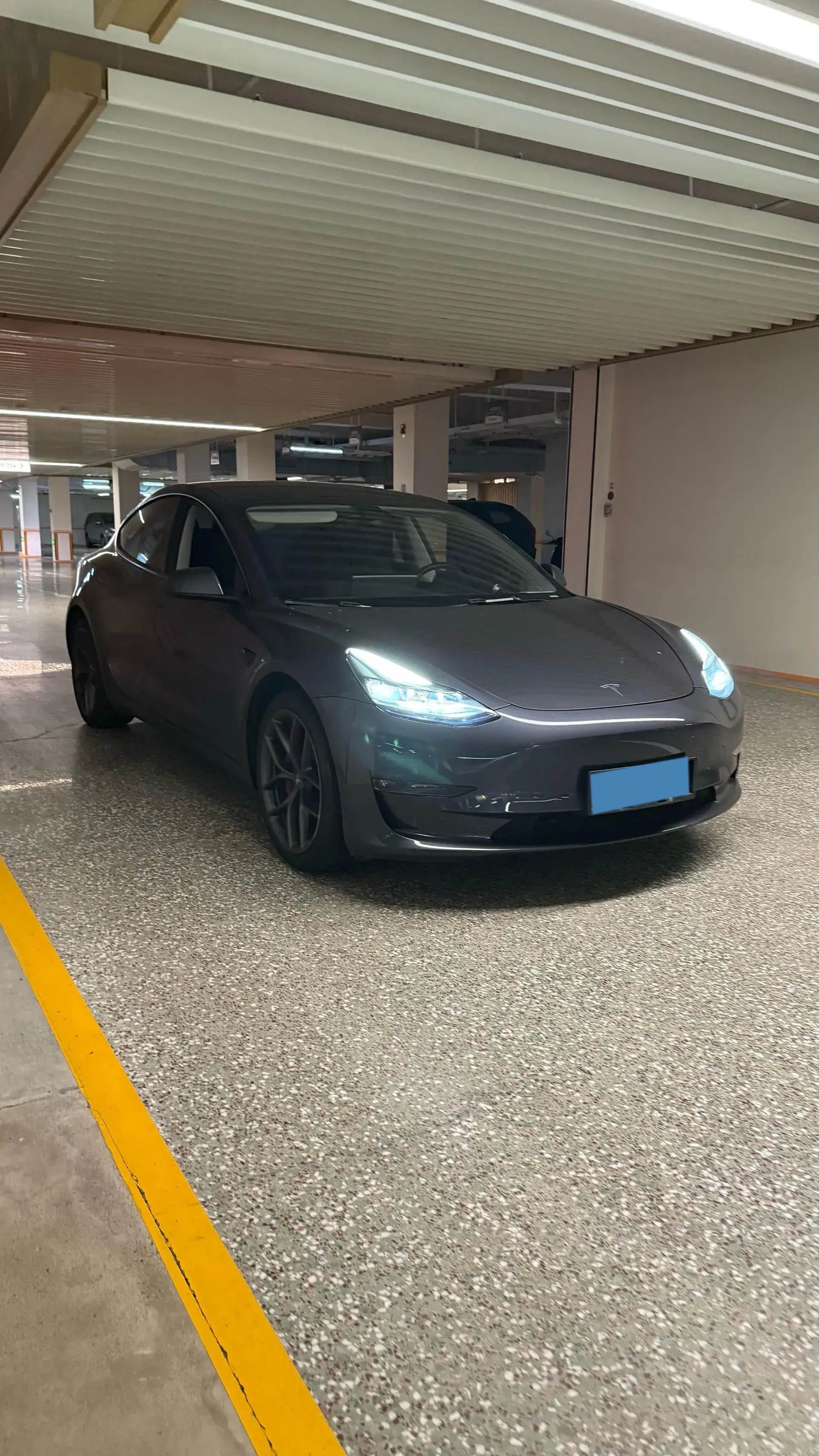 2022 TESLA MODEL thumbnail 2