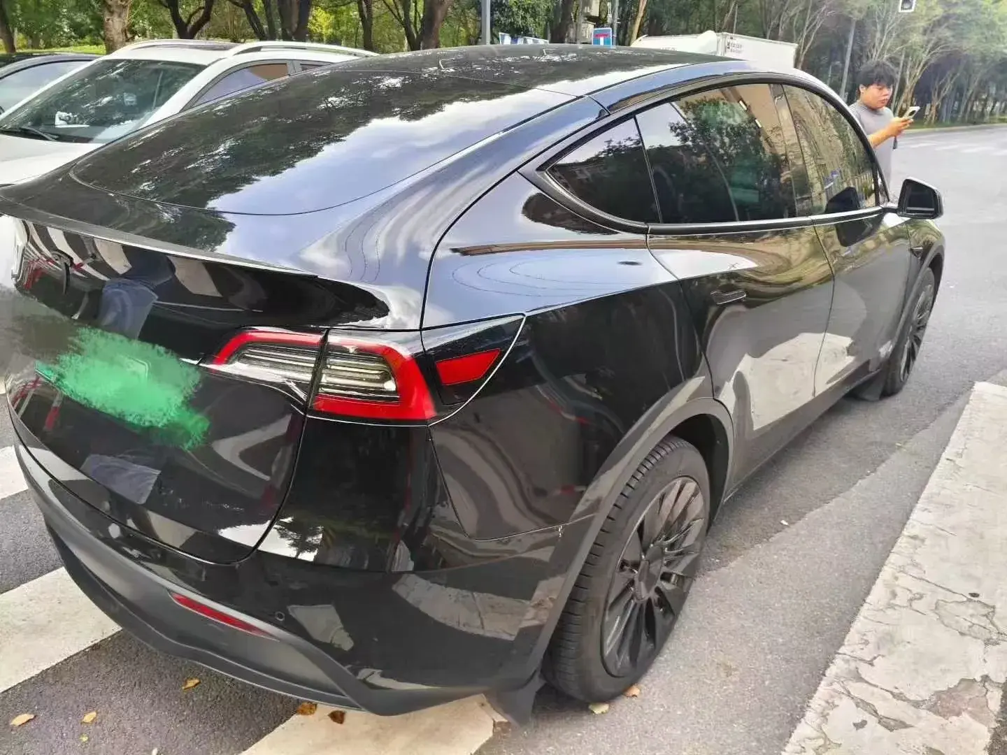 2022 TESLA MODEL thumbnail 4