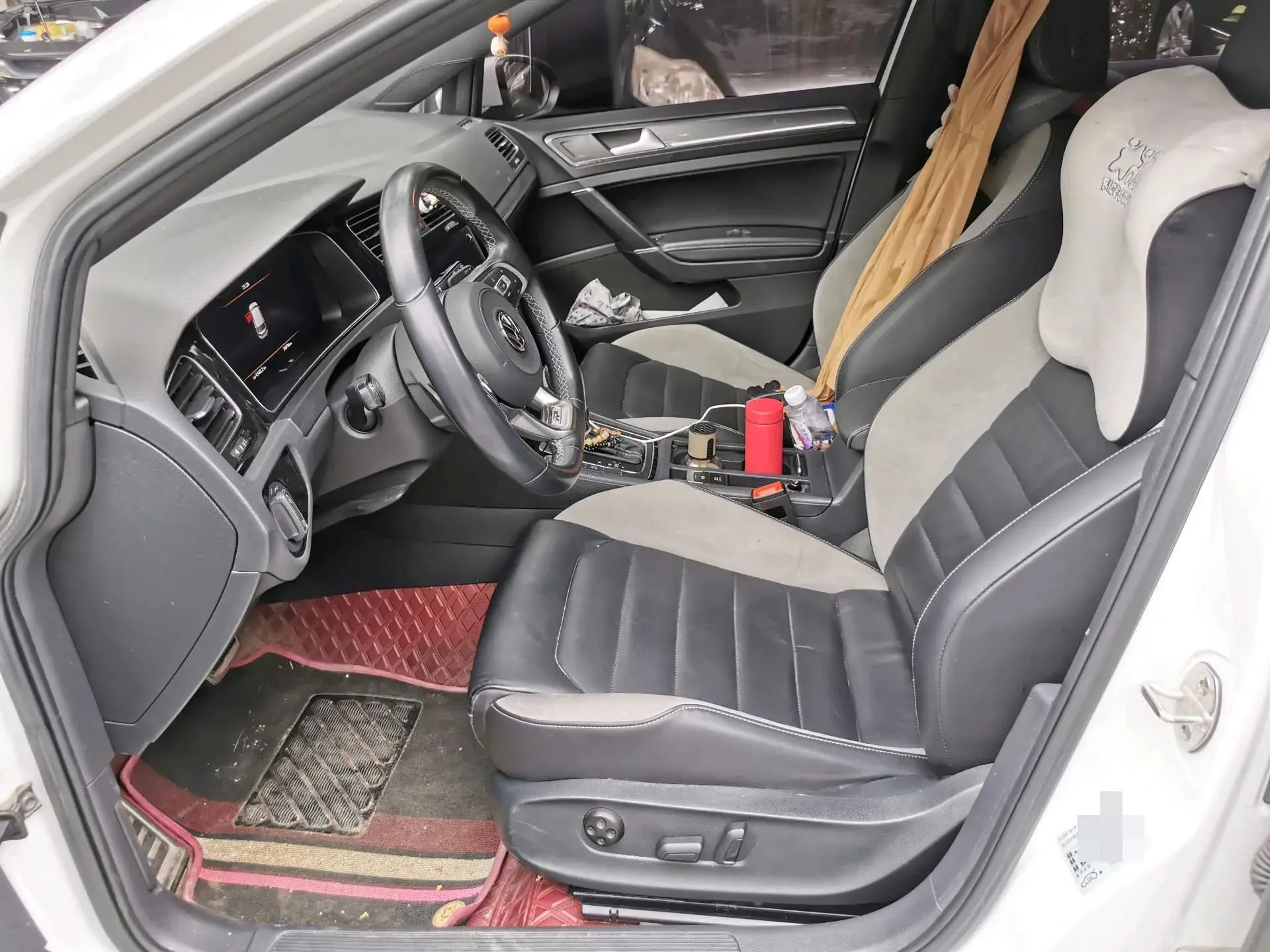 2020 VOLKSWAGEN GOLF thumbnail 4