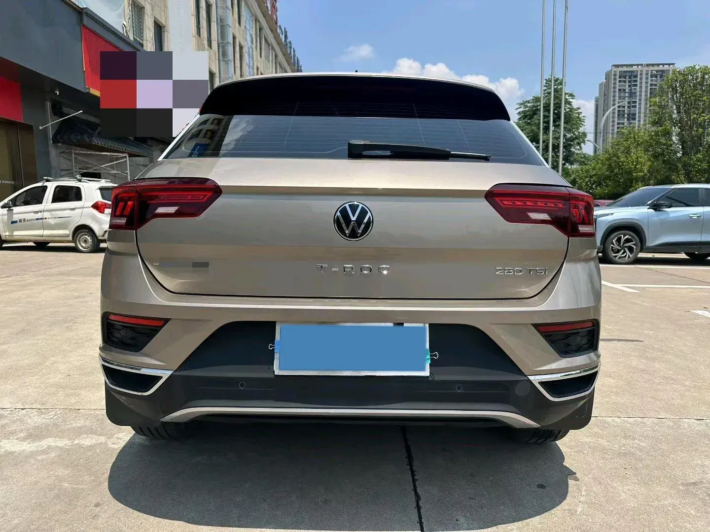 2020 VOLKSWAGEN T-ROC thumbnail 2