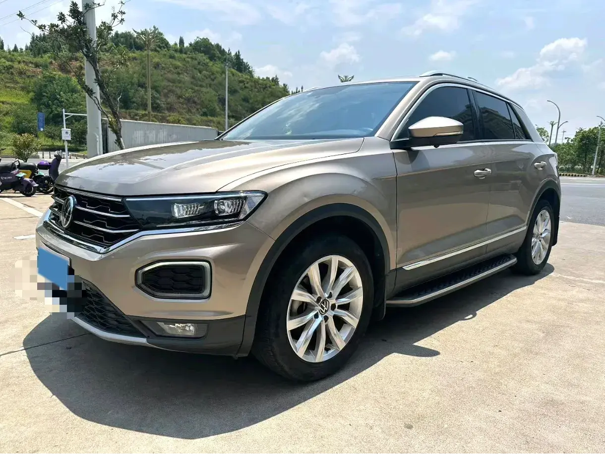 2020 VOLKSWAGEN T-ROC view 1