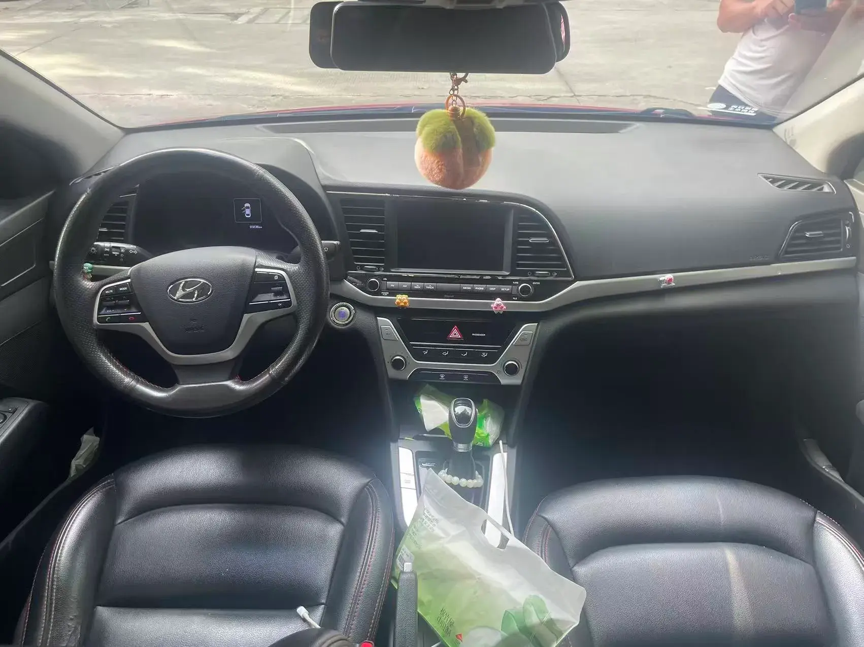 2016 HYUNDAI ELANTRA thumbnail 4