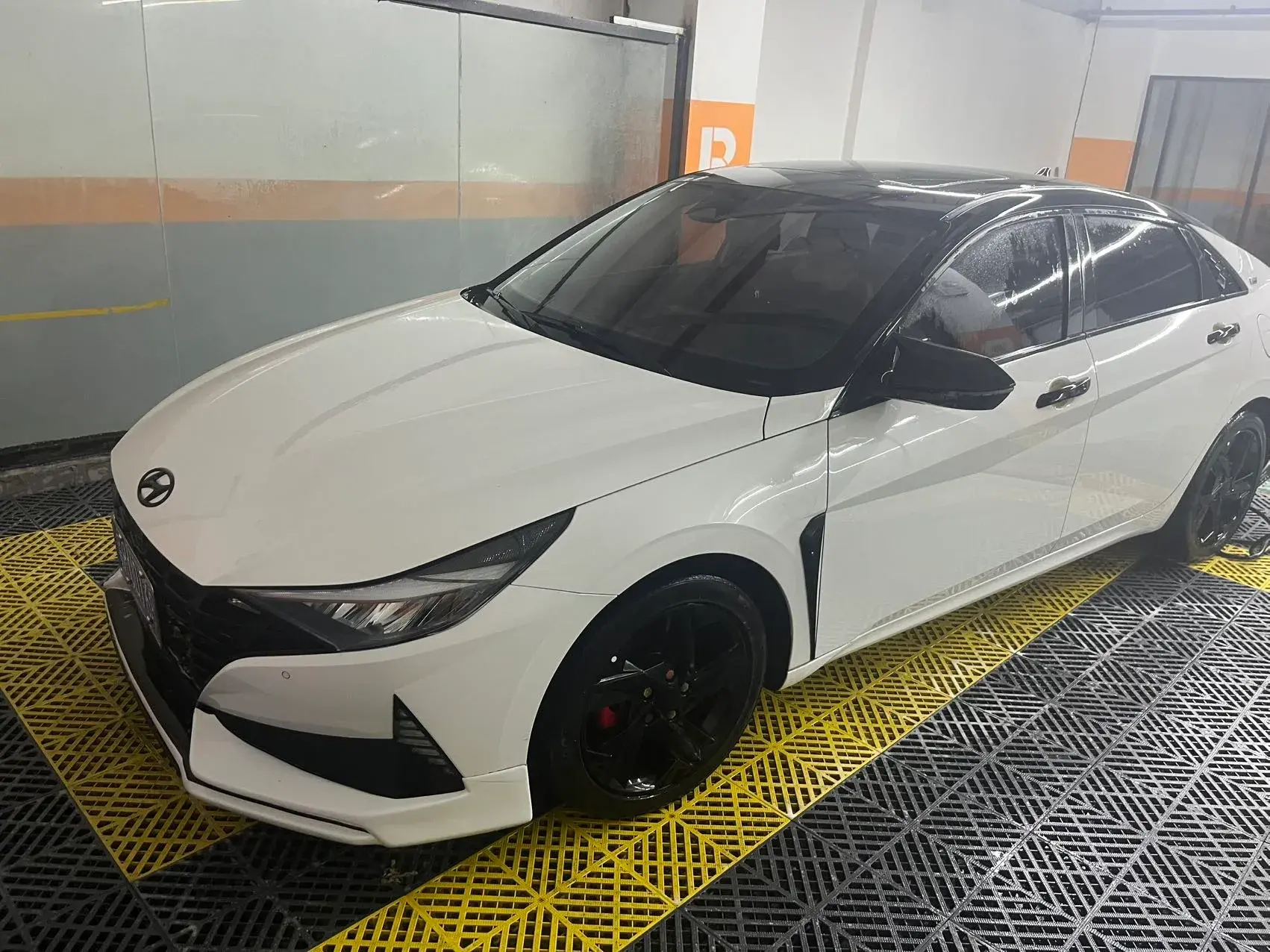 2022 HYUNDAI ELANTRA thumbnail 2