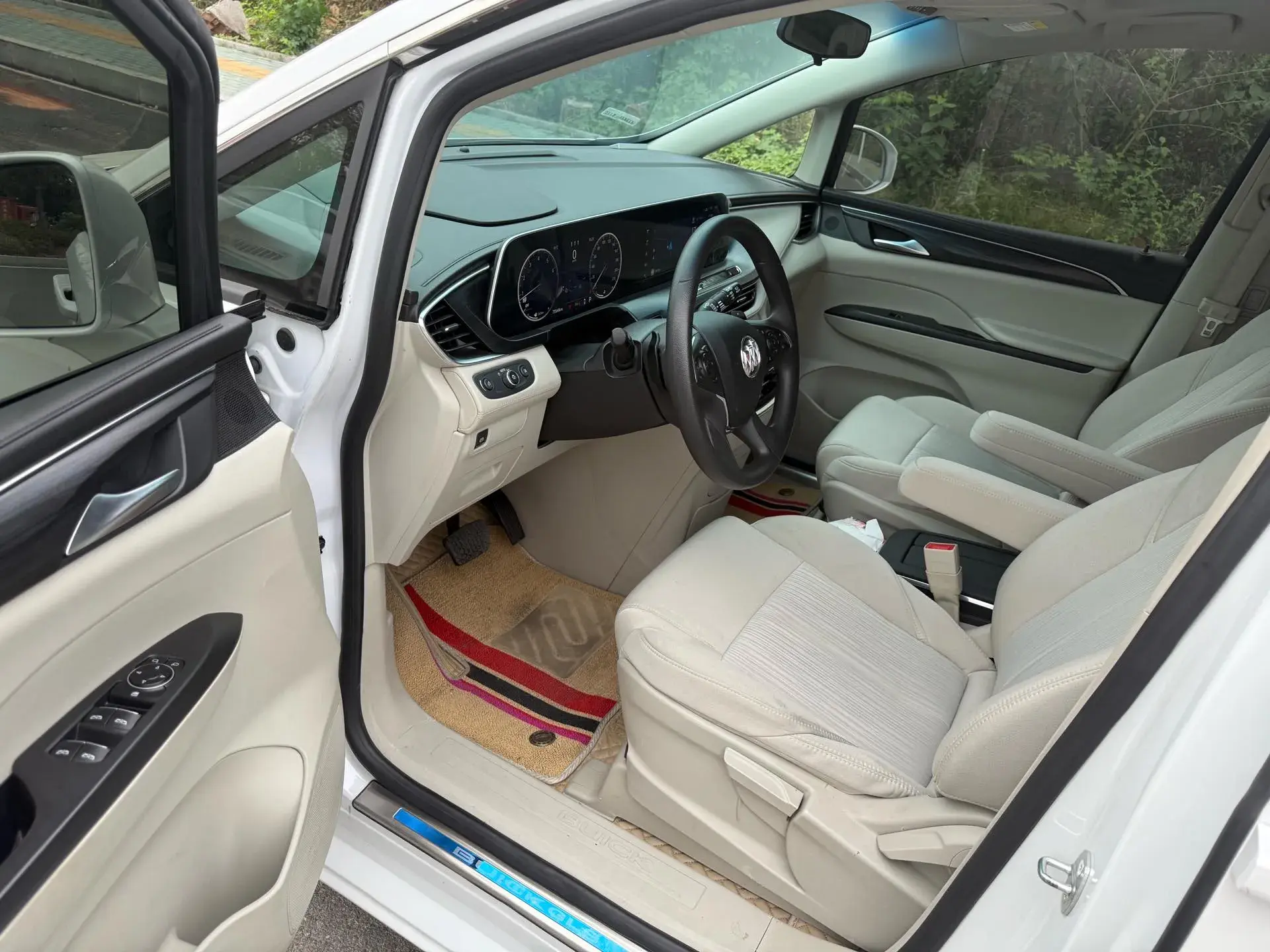 2023 BUICK GL8 thumbnail 3