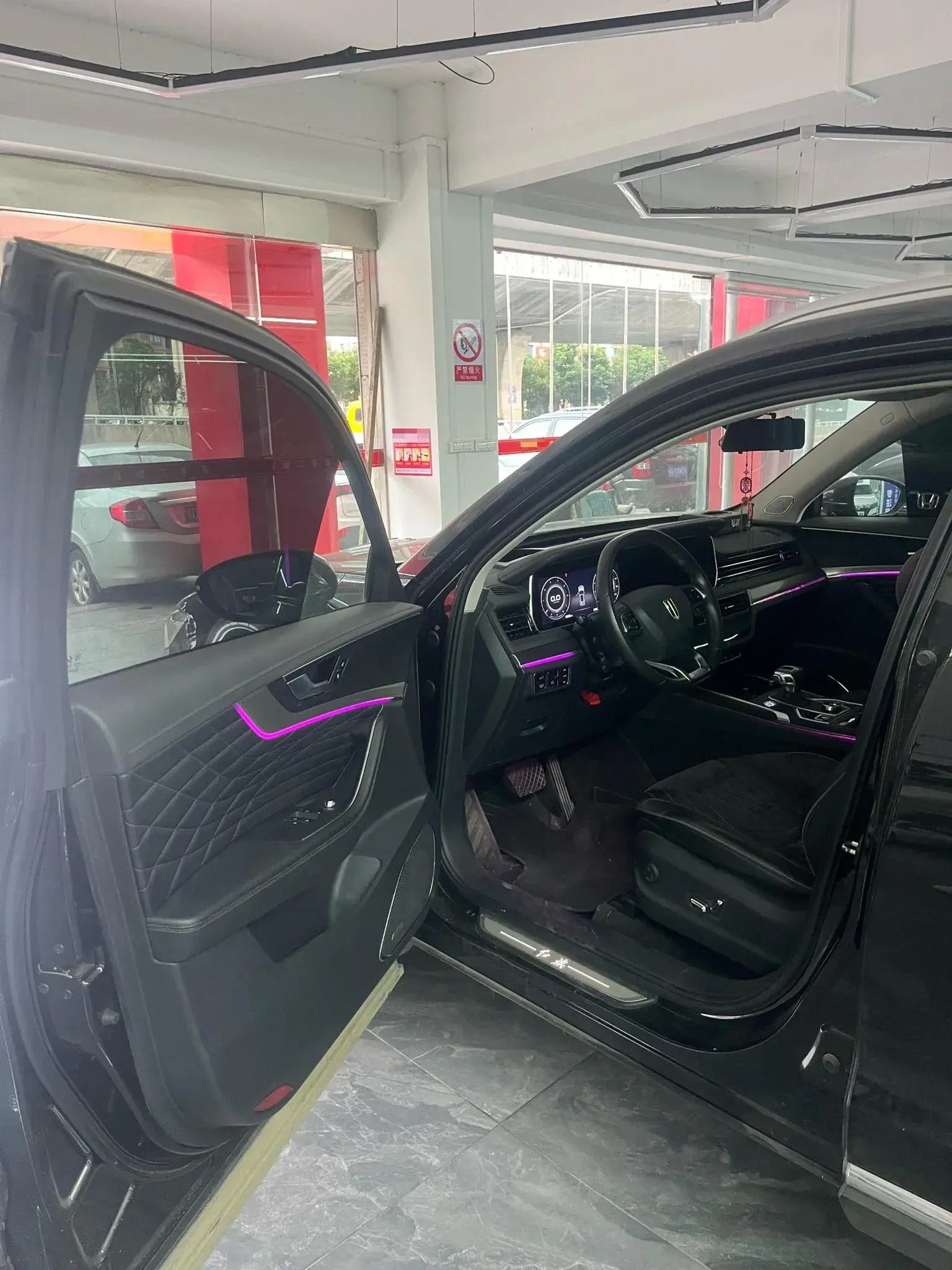 2022 HONGQI HS5 thumbnail 4