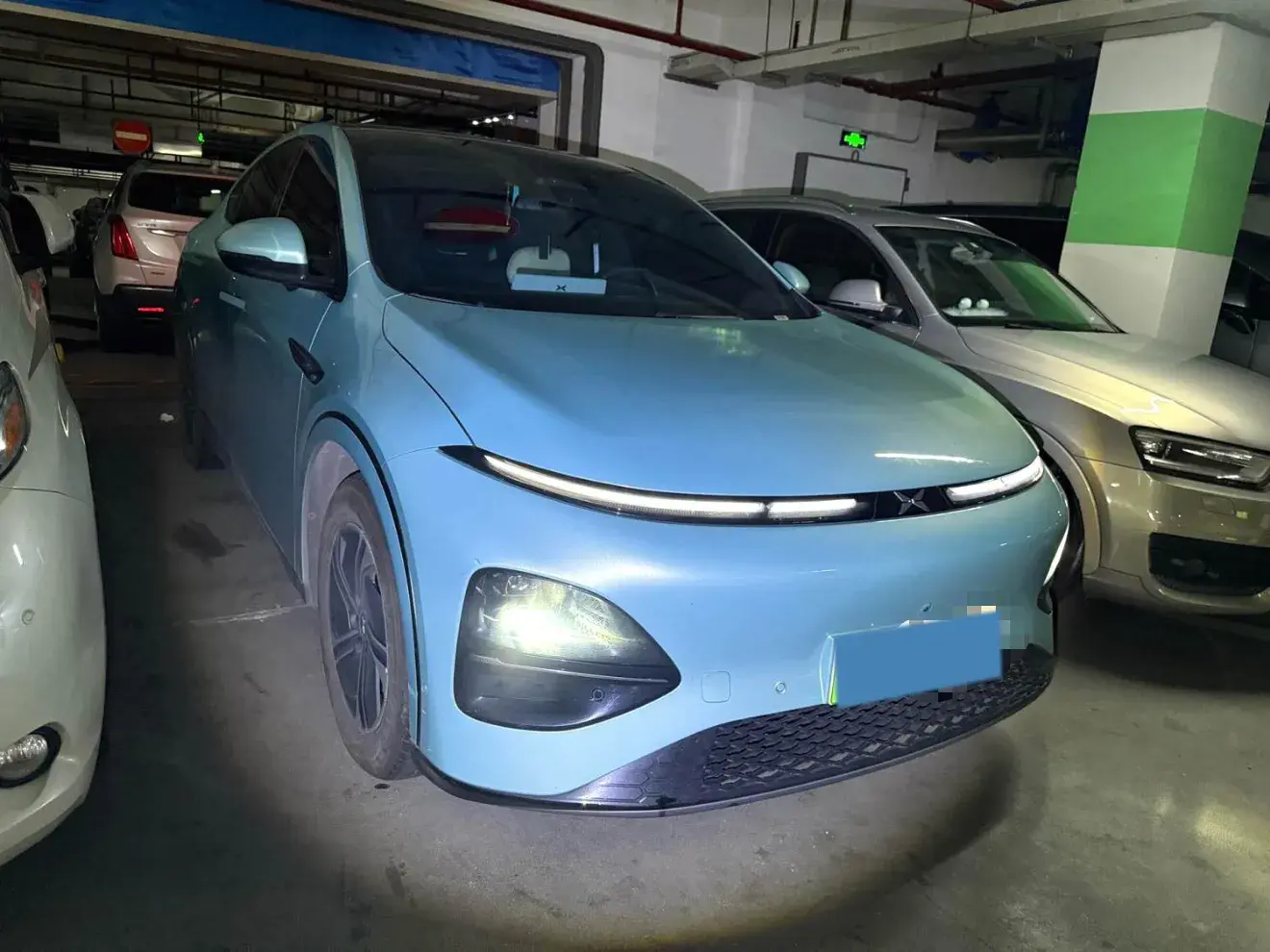 2023 XPENG G6 thumbnail 3