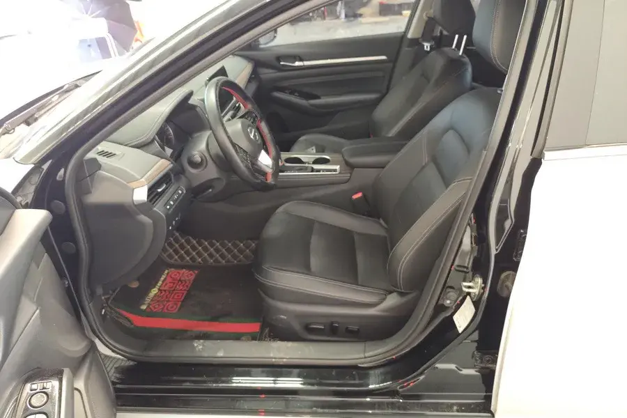 2021 NISSAN TEANA thumbnail 4