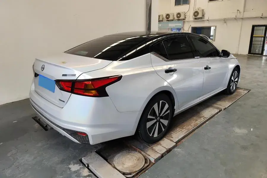 2021 NISSAN TEANA thumbnail 2