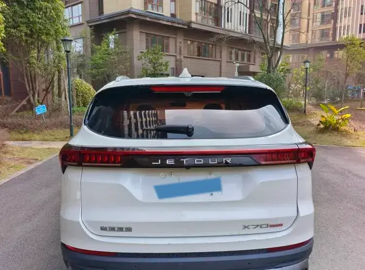 2021 JETOUR X70 thumbnail 4