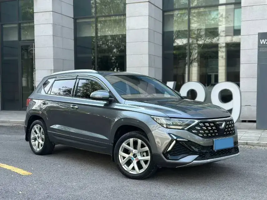 2022 JETTA VS5 thumbnail 3