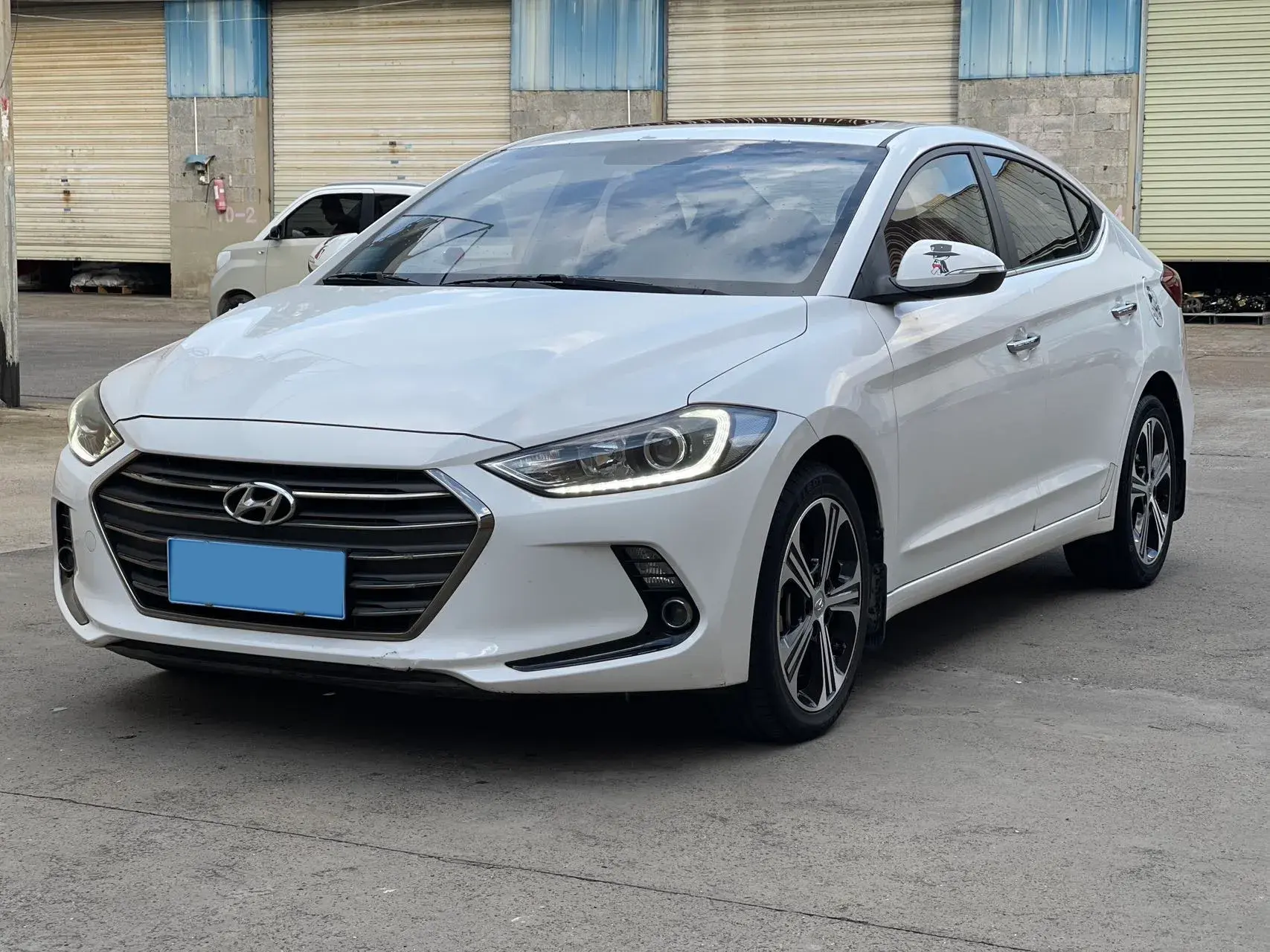 2018 HYUNDAI ELANTRA view 1