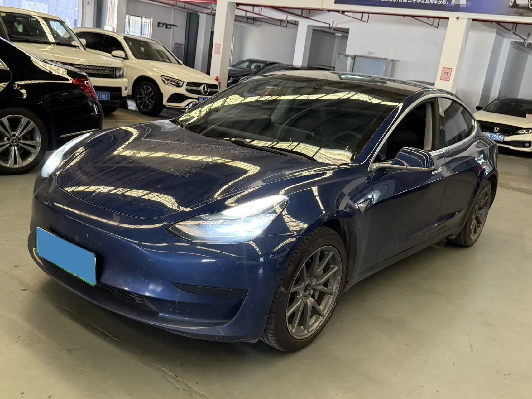2020 TESLA MODEL view 1