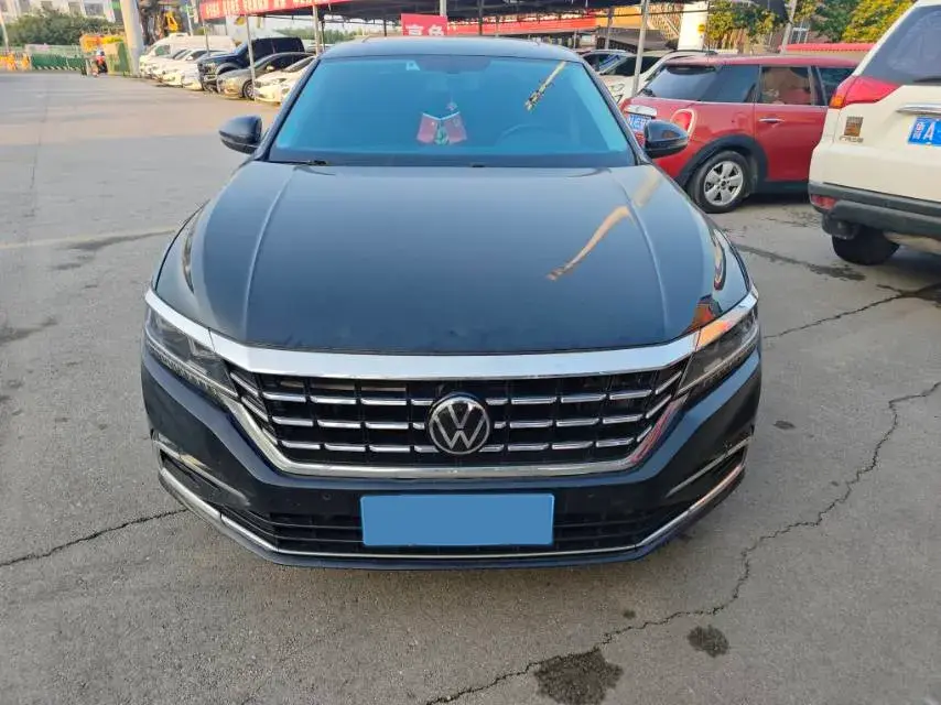 2021 VOLKSWAGEN PASSAT thumbnail 2