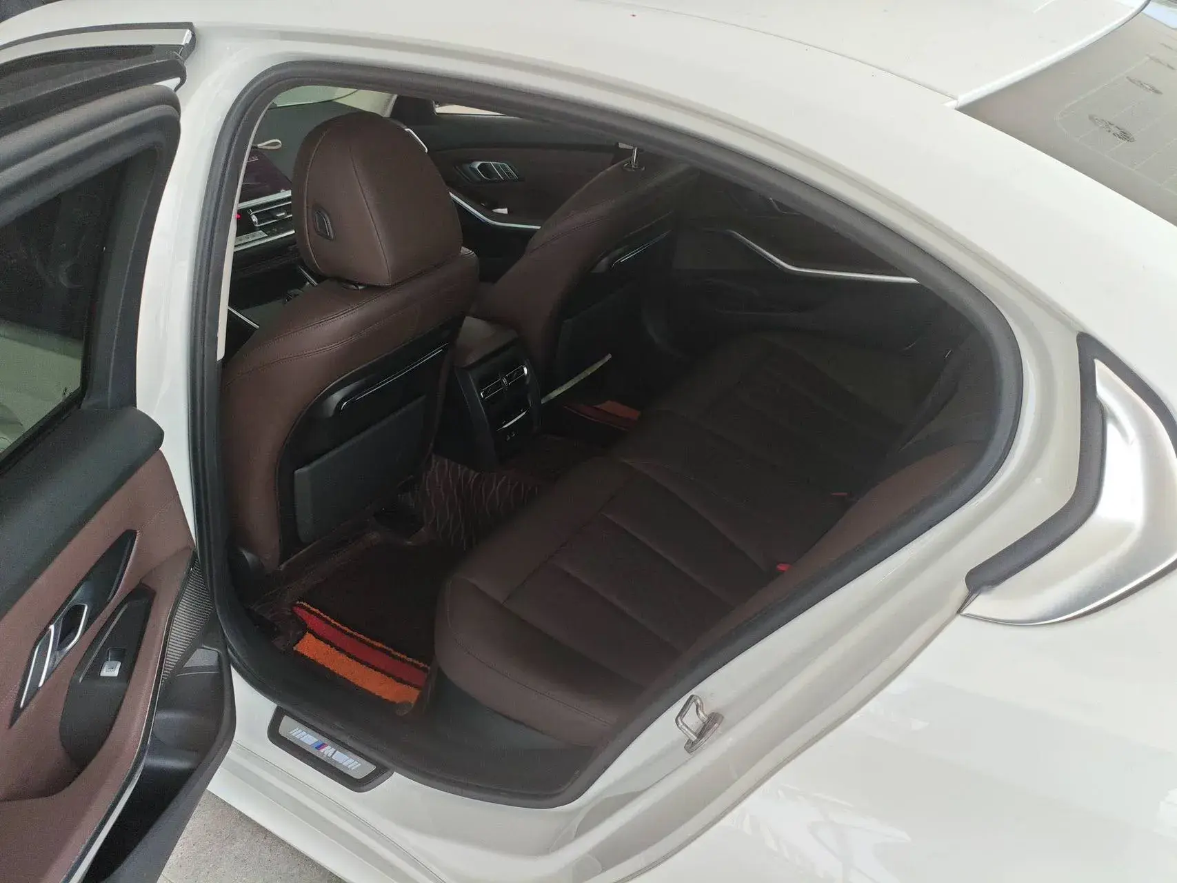 2022 BMW 3 thumbnail 4