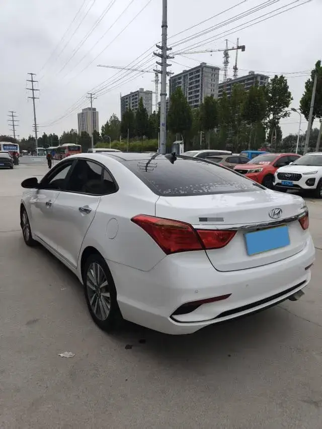 2019 HYUNDAI MISTRA thumbnail 4