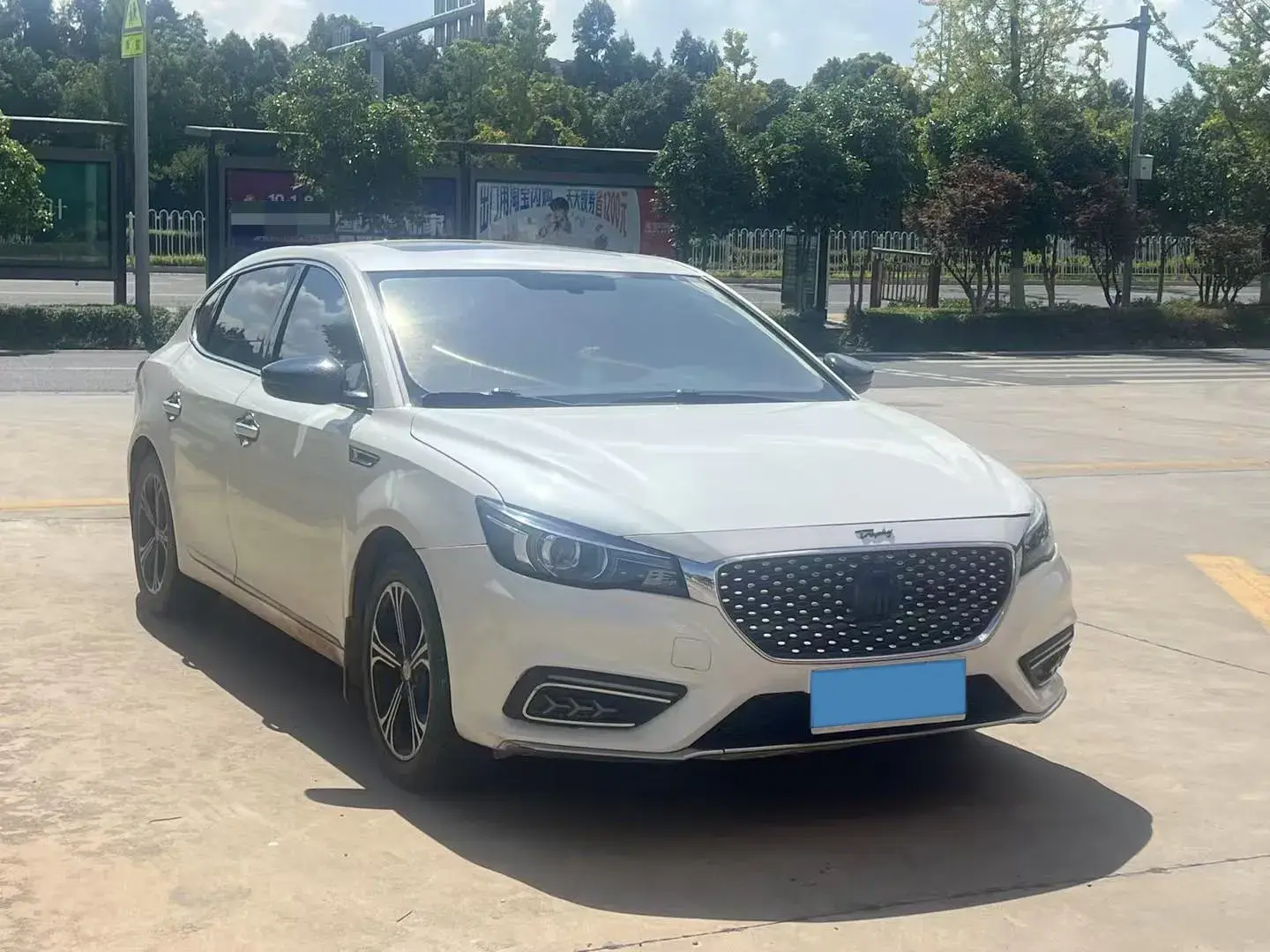 2018 MG MG6 thumbnail 3