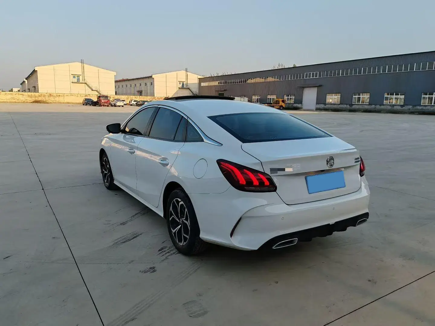 2021 MG 5 thumbnail 4