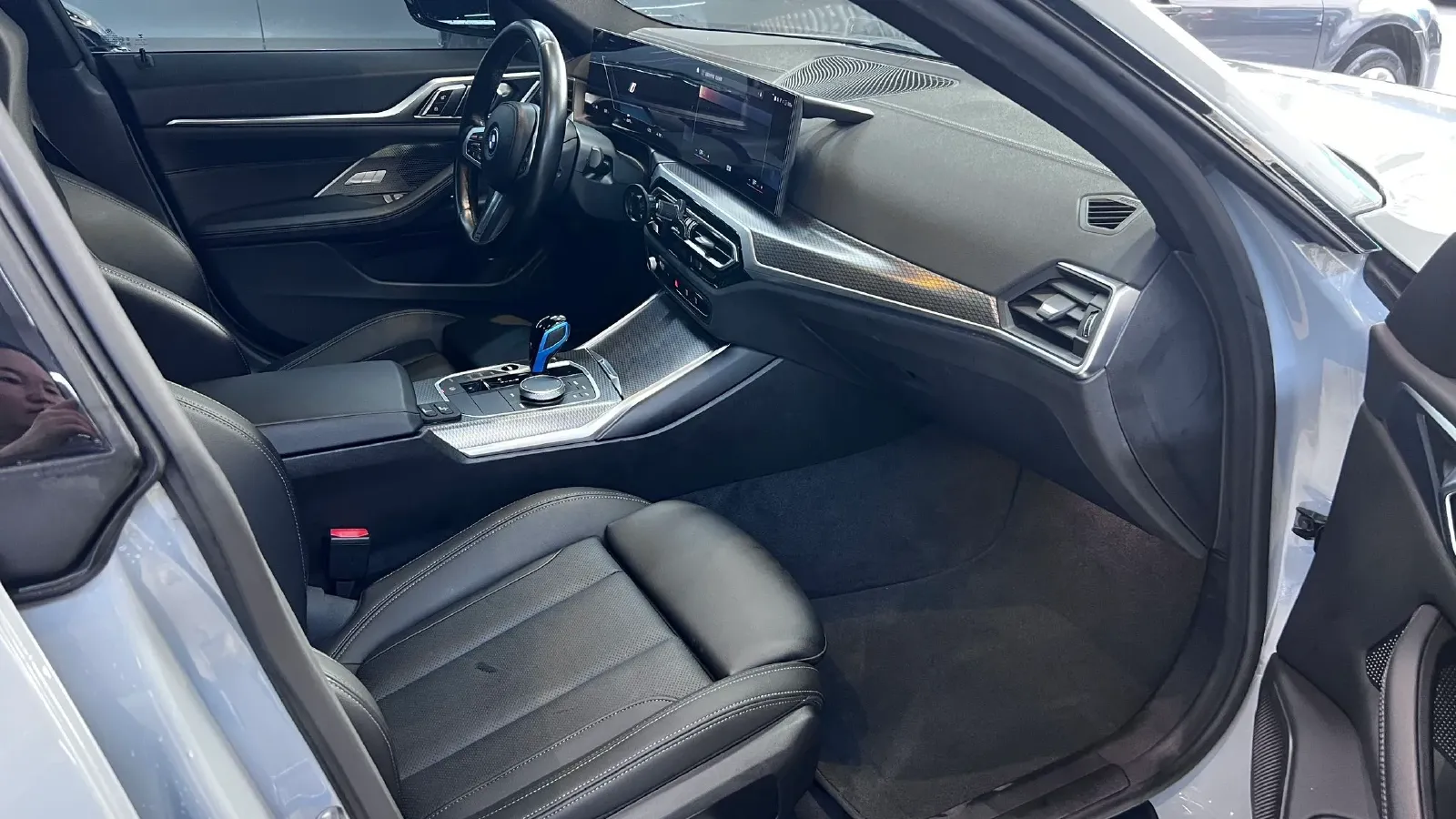 2022 BMW i4 BEV 83.9KWH,autocango,china used car exporter,china ev exporter,chinese used car exporter,chinese used ev exporter