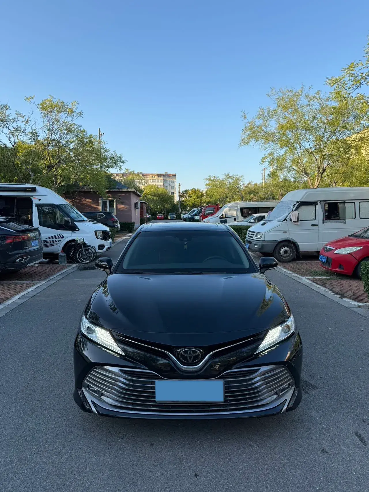 2019 TOYOTA CAMRY thumbnail 2