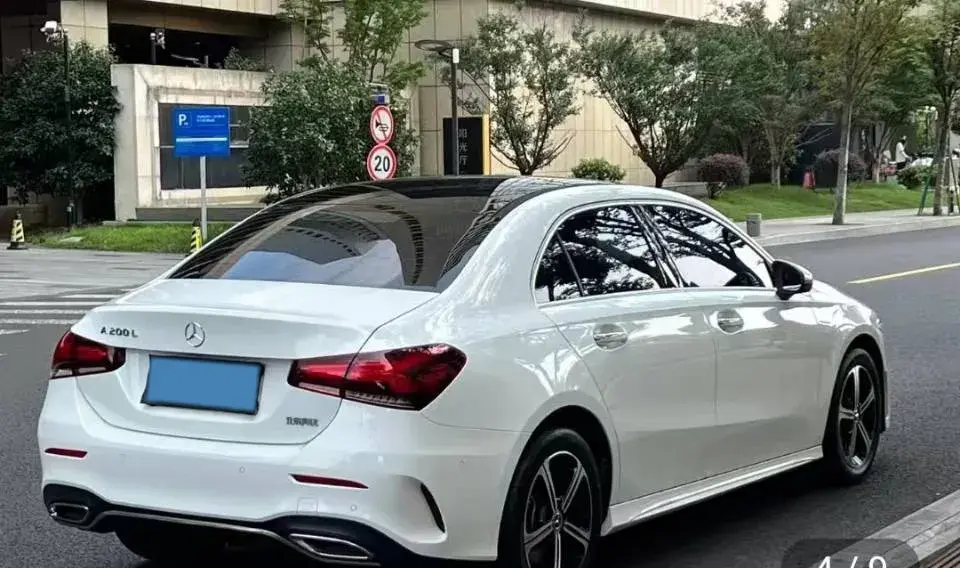 2021 MERCEDES-BENZ A thumbnail 3