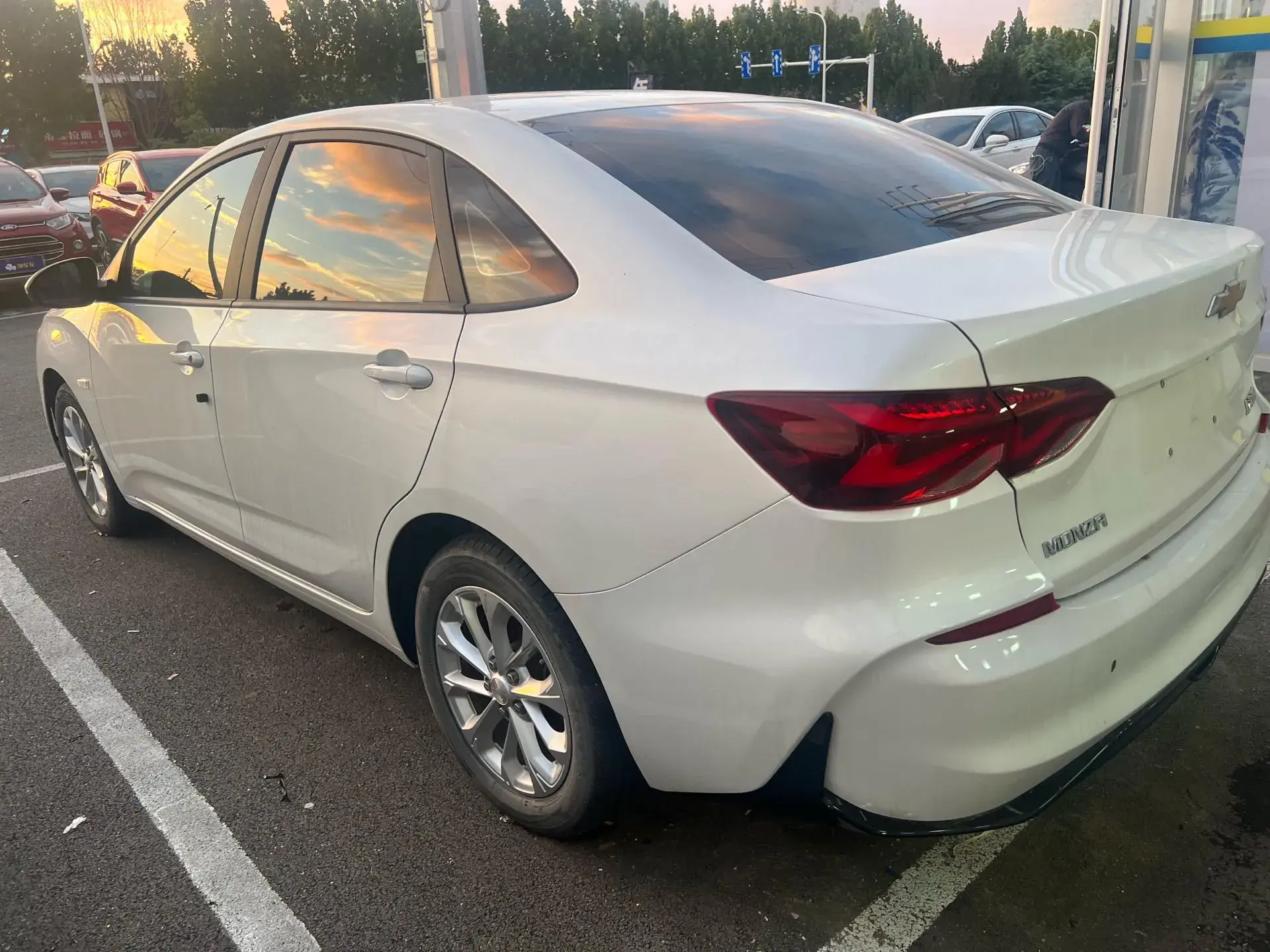 2024 CHEVROLET MONZA thumbnail 3