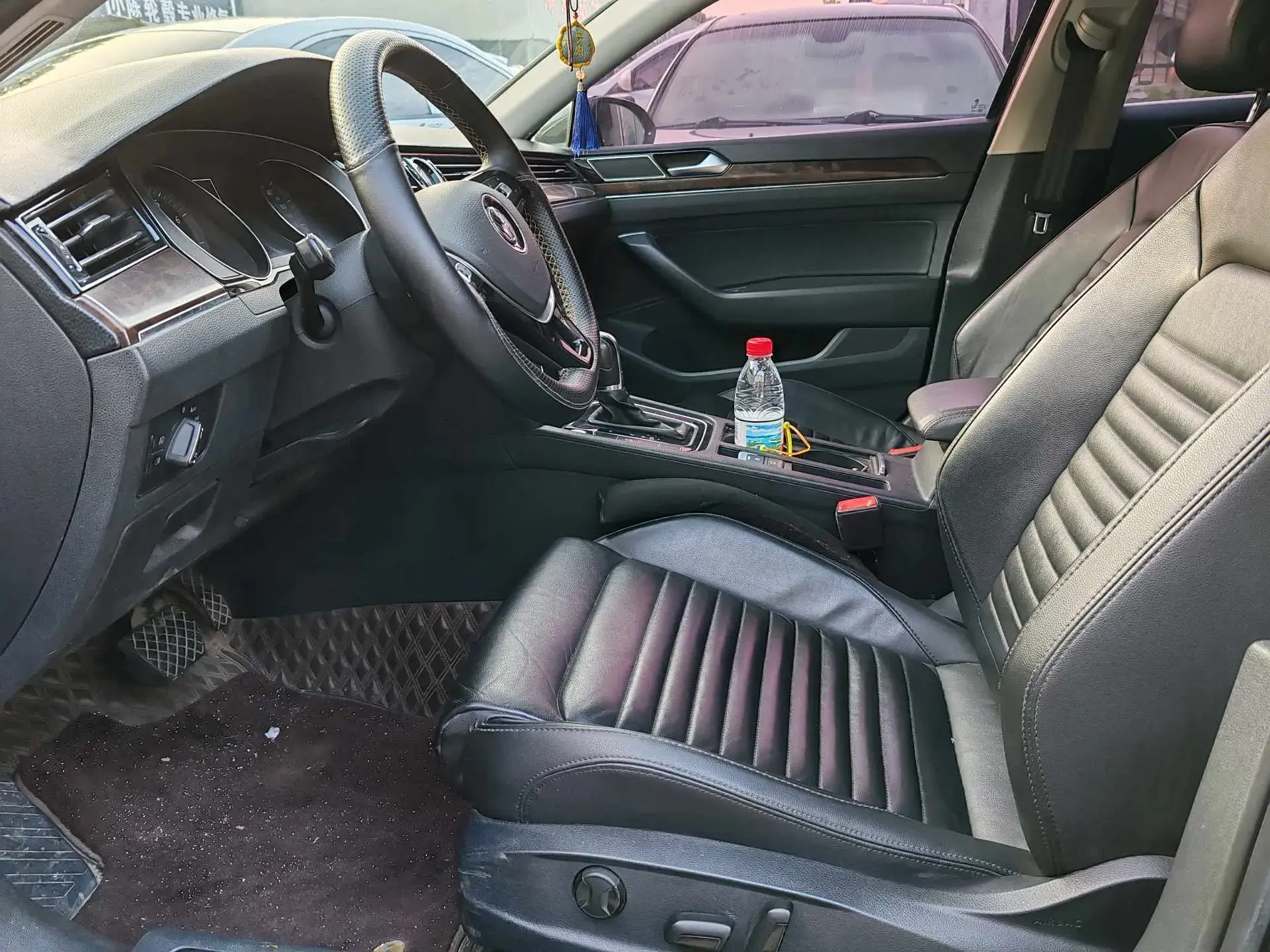 2019 VOLKSWAGEN MAGOTAN thumbnail 2