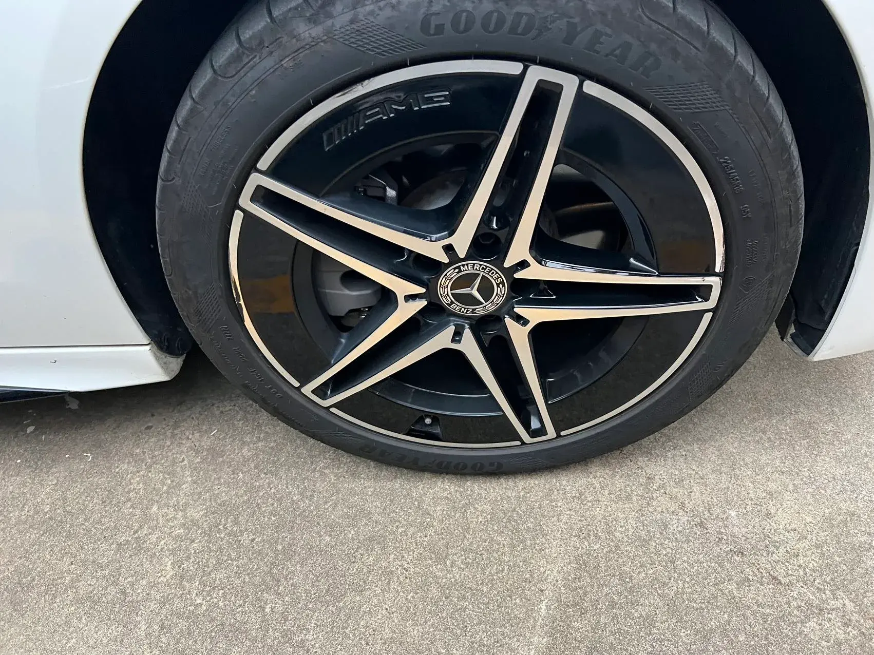 2023 MERCEDES-BENZ C thumbnail 4