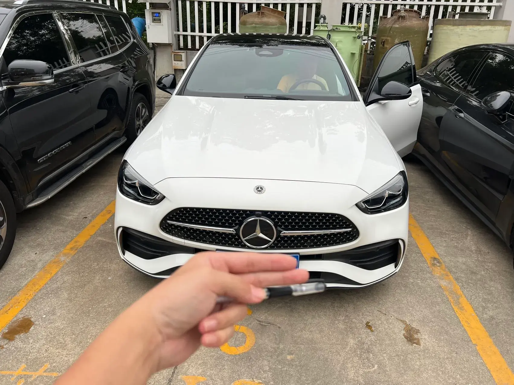 2023 MERCEDES-BENZ C thumbnail 3