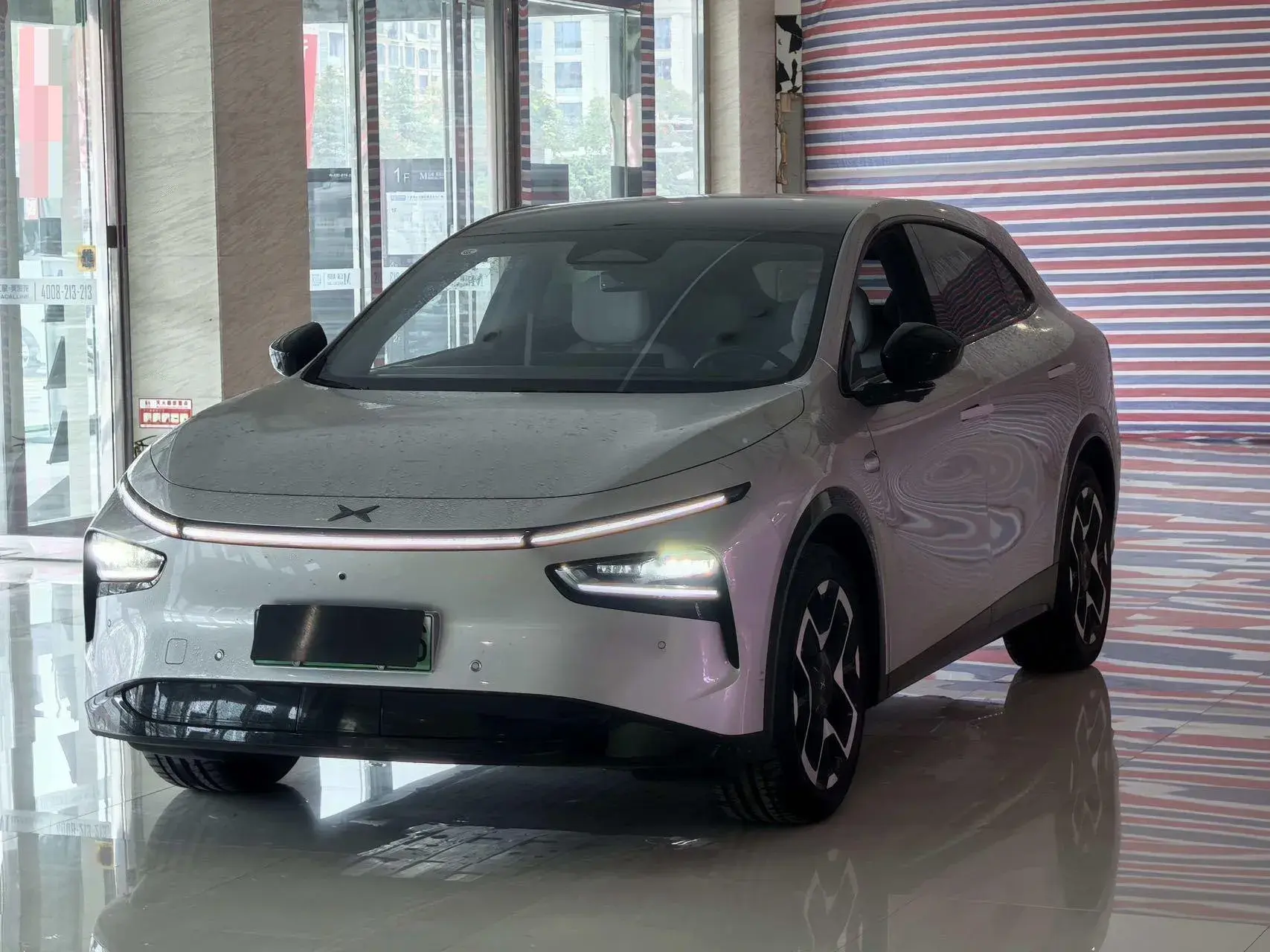 2025 XPENG G7 view 1