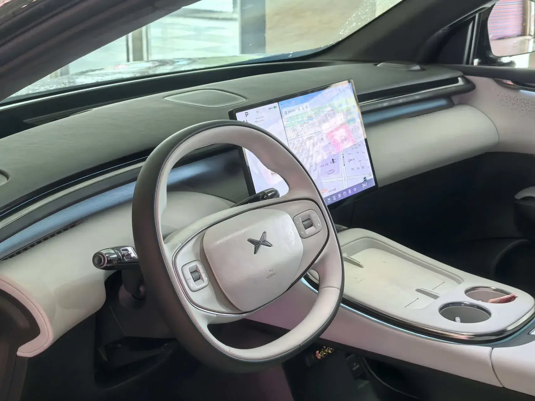 2025 XPENG G7 thumbnail 3