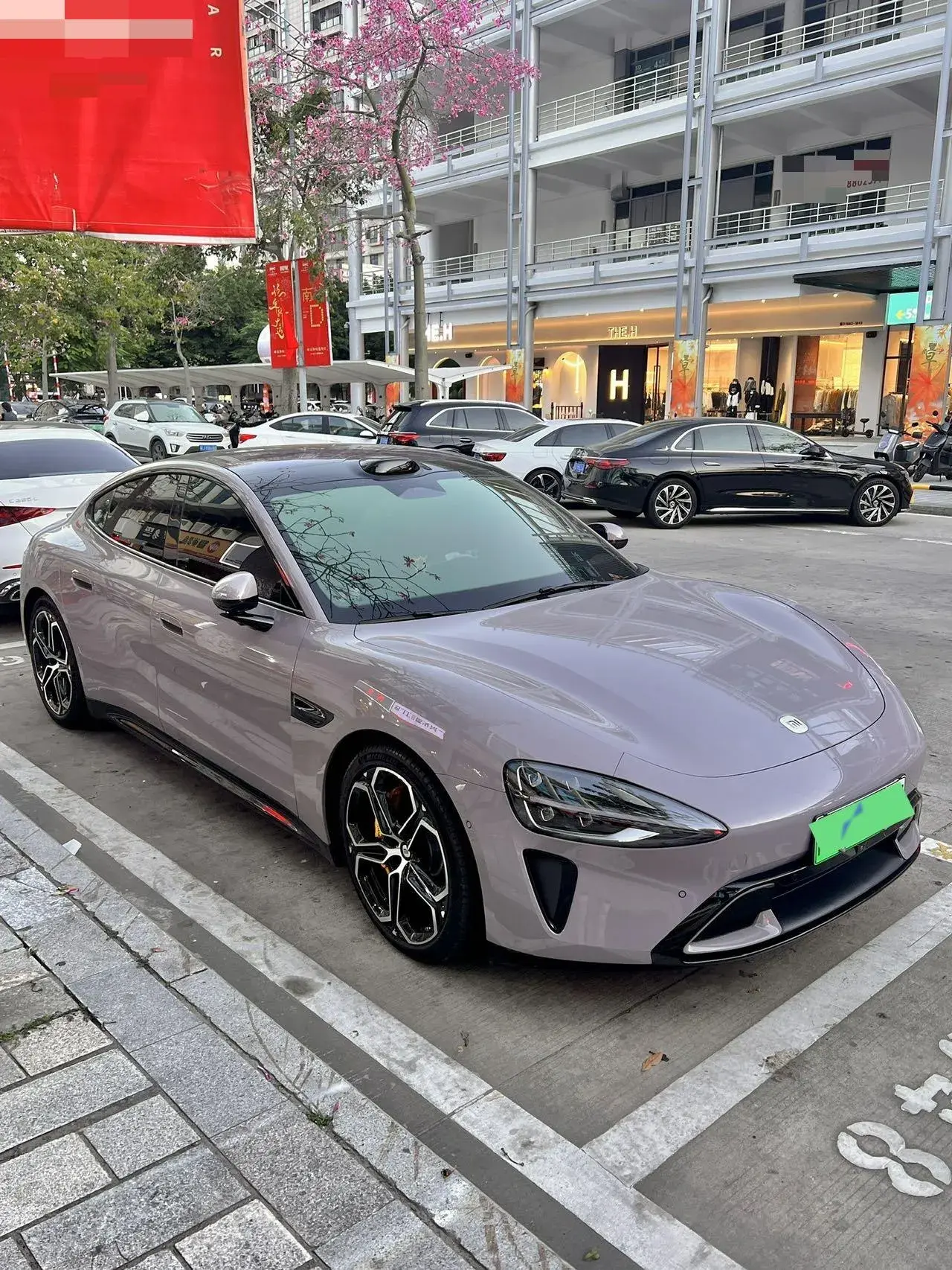 2024 MI SU7 thumbnail 2