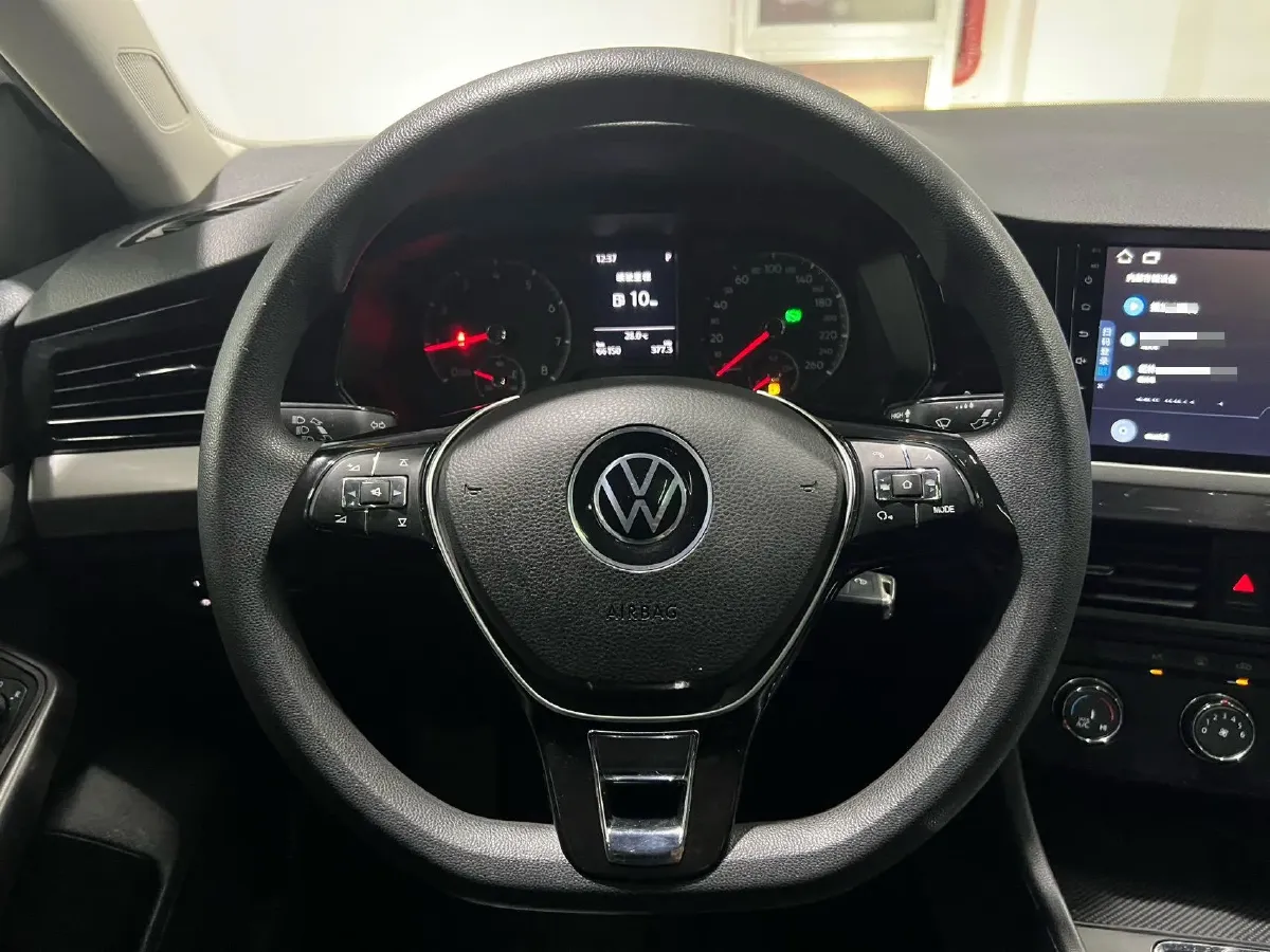 2021 Volkswagen Bora 1.5L 113HP L4 6AT,autocango,china used car exporter,china ev exporter,chinese used car exporter,chinese used ev exporter