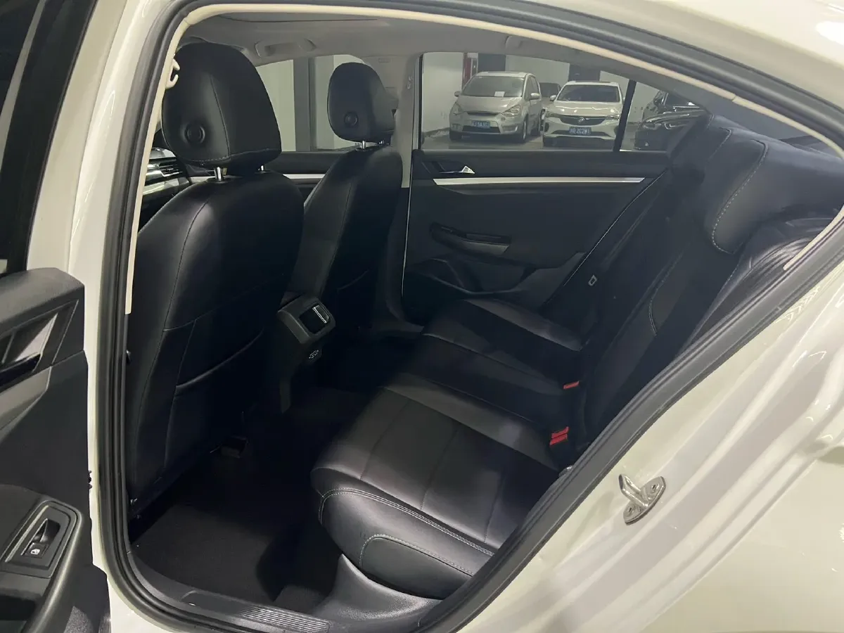 2021 Volkswagen Bora 1.5L 113HP L4 6AT,autocango,china used car exporter,china ev exporter,chinese used car exporter,chinese used ev exporter