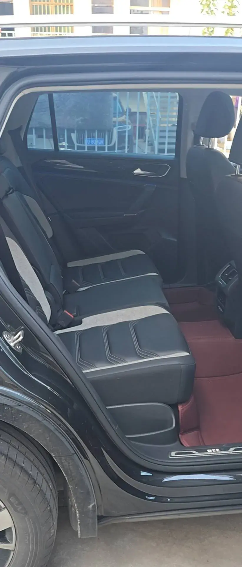 2020 VOLKSWAGEN TAYRON thumbnail 4