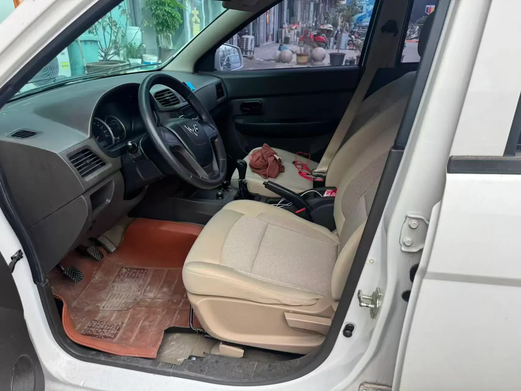 2016 WULING HONGGUANG thumbnail 4