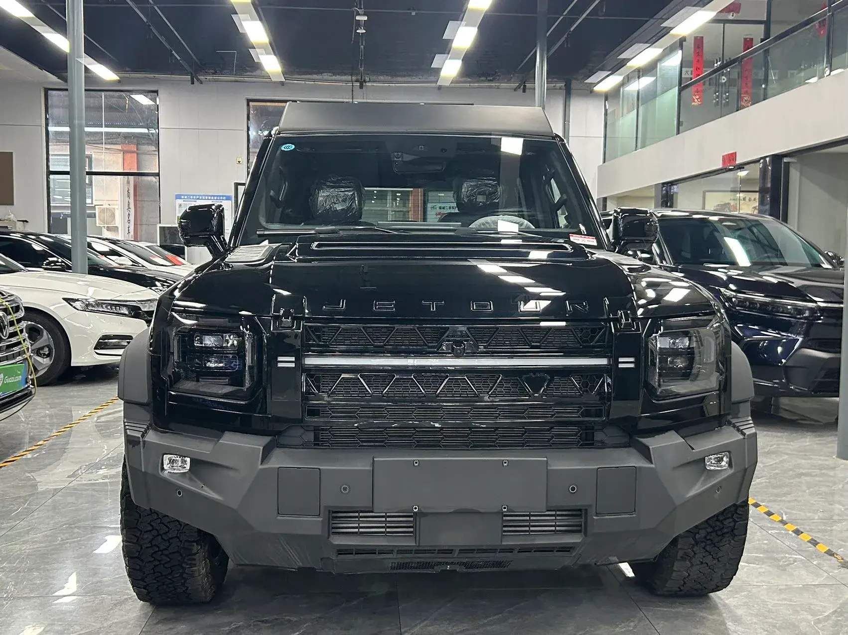 2024 JETOUR TRAVELLER thumbnail 2