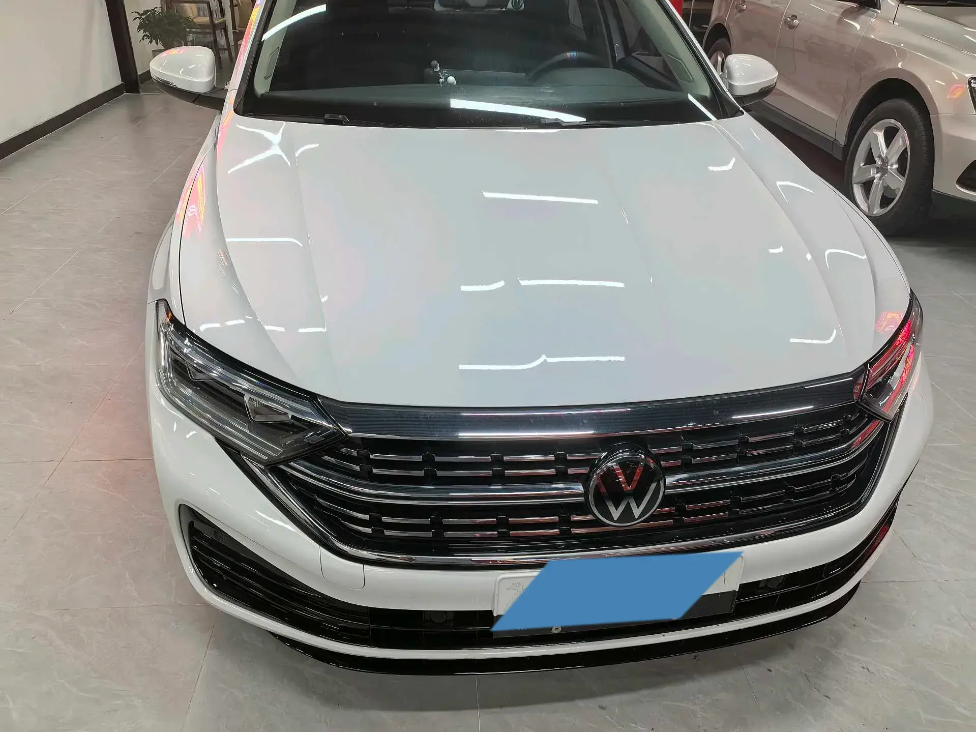 2023 VOLKSWAGEN SAGITAR thumbnail 2