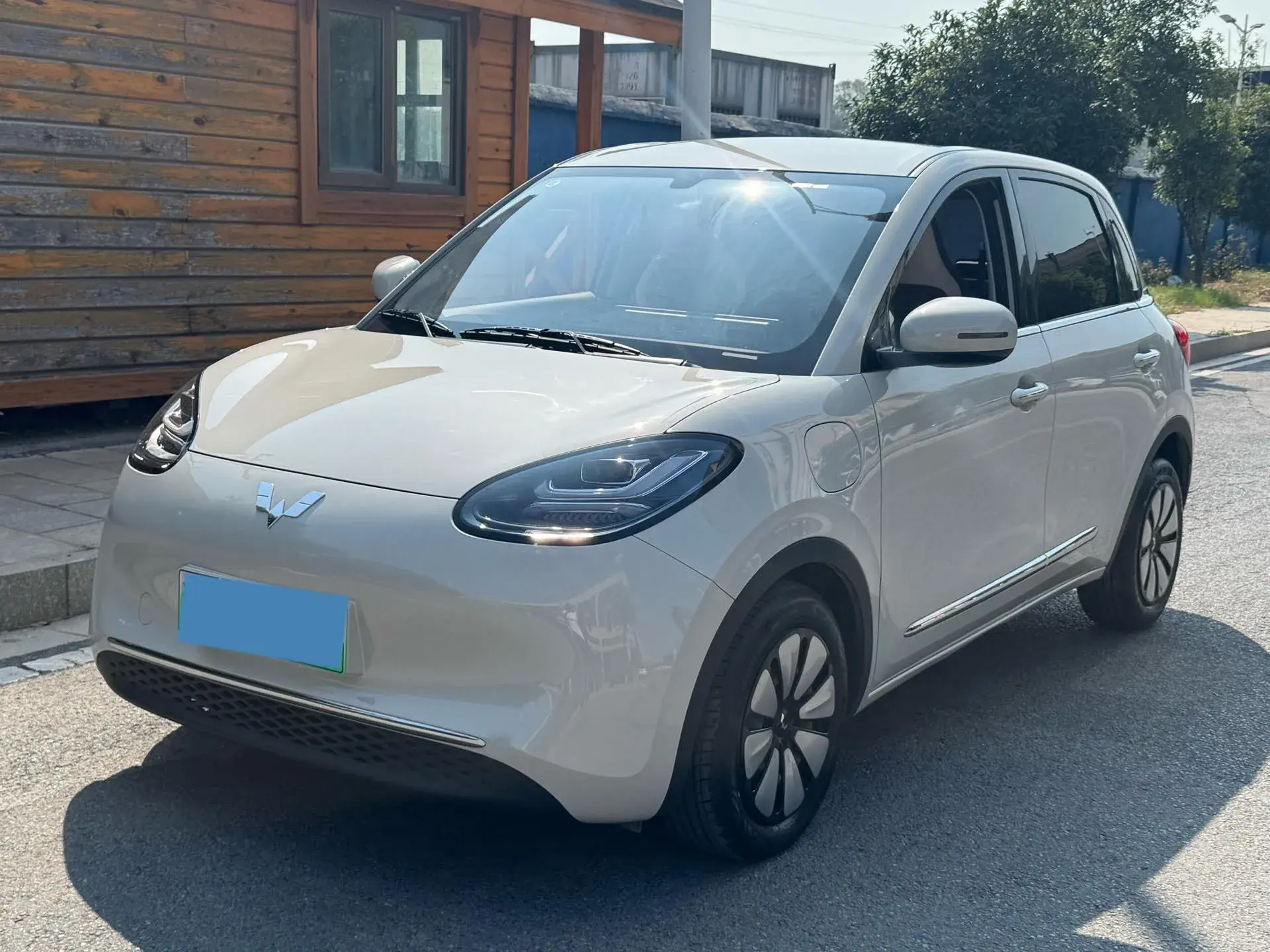 2023 WULING BINGUO view 1