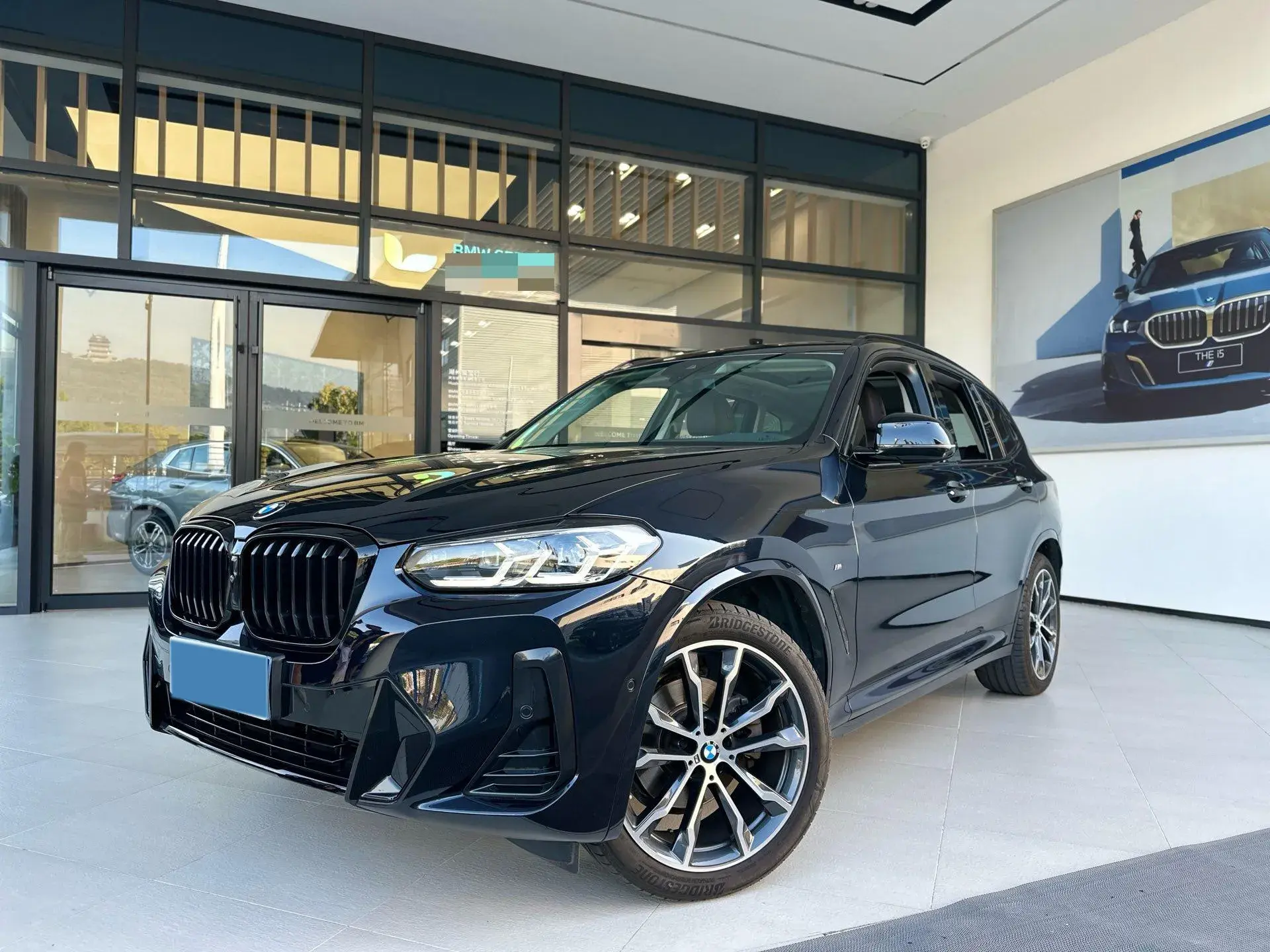 2022 BMW X3 view 1