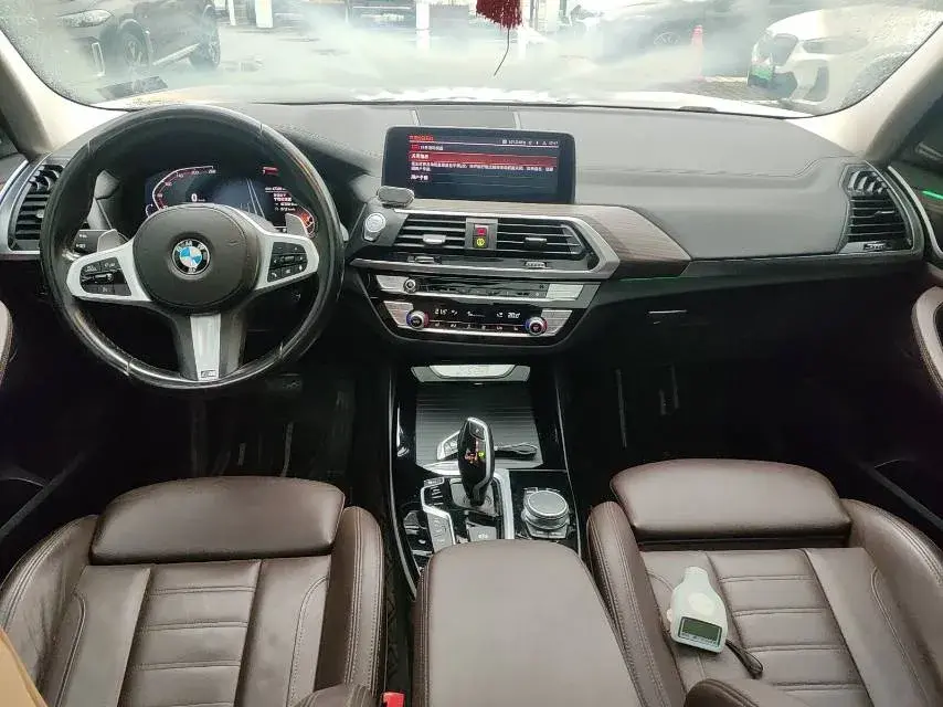 2021 BMW X3 thumbnail 4